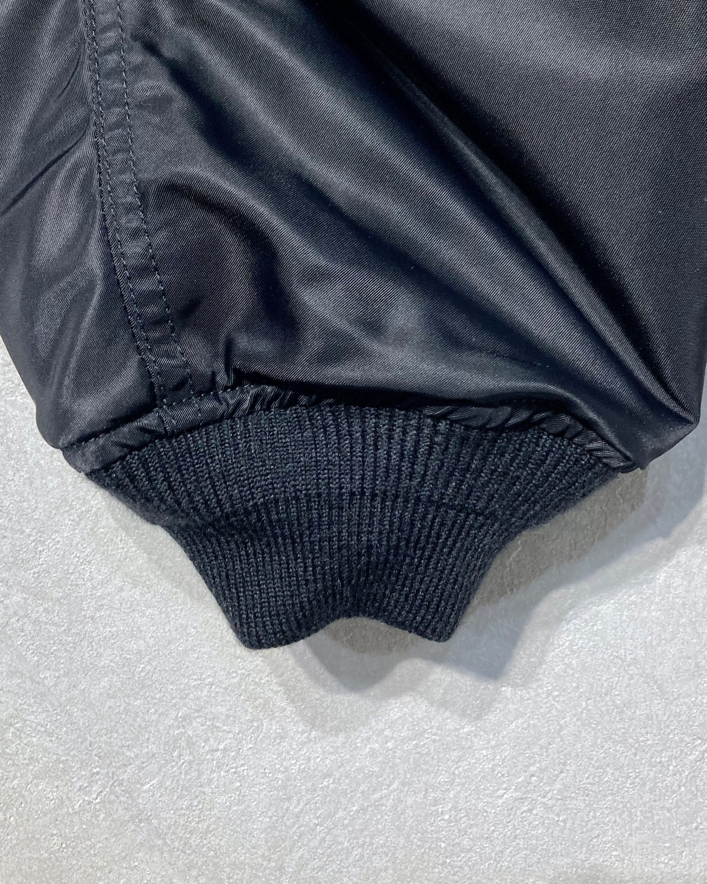 REFOMED / CASTRO JAMPER - Black