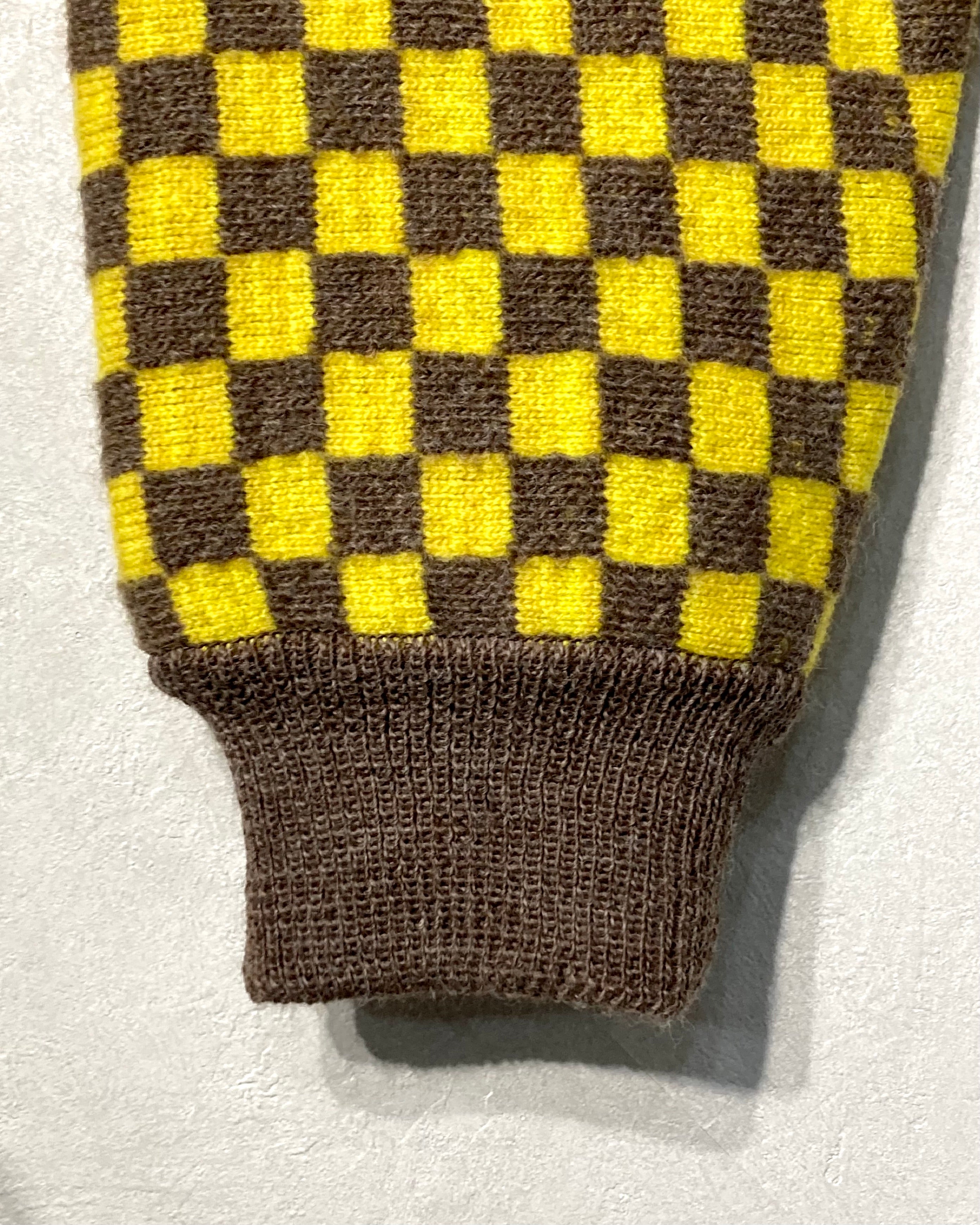 OIRA / REVERSIBLE KNIT HOODIE