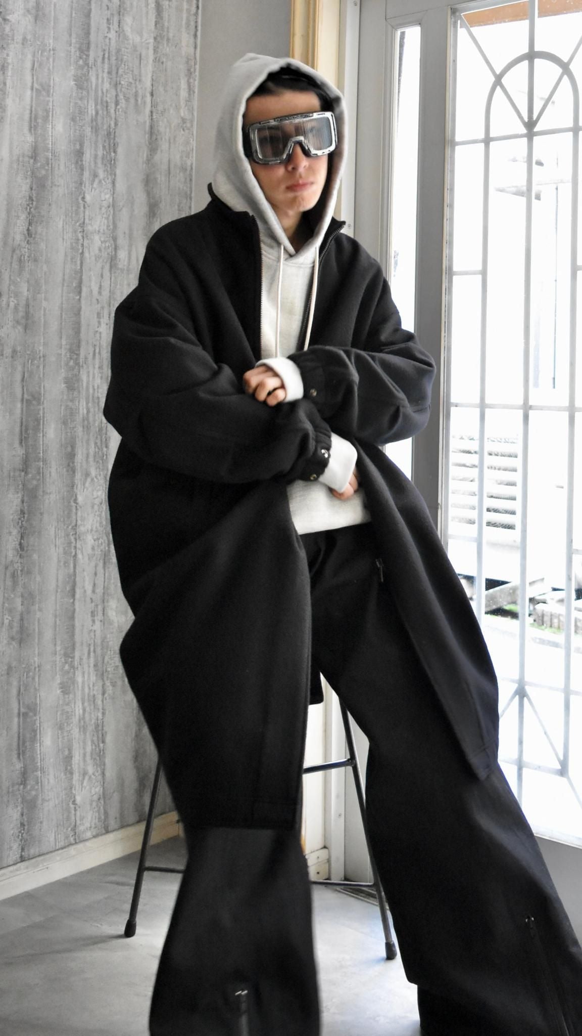 ISSUETHINGS / 25b/88b-wn/c-00/Coat - Black