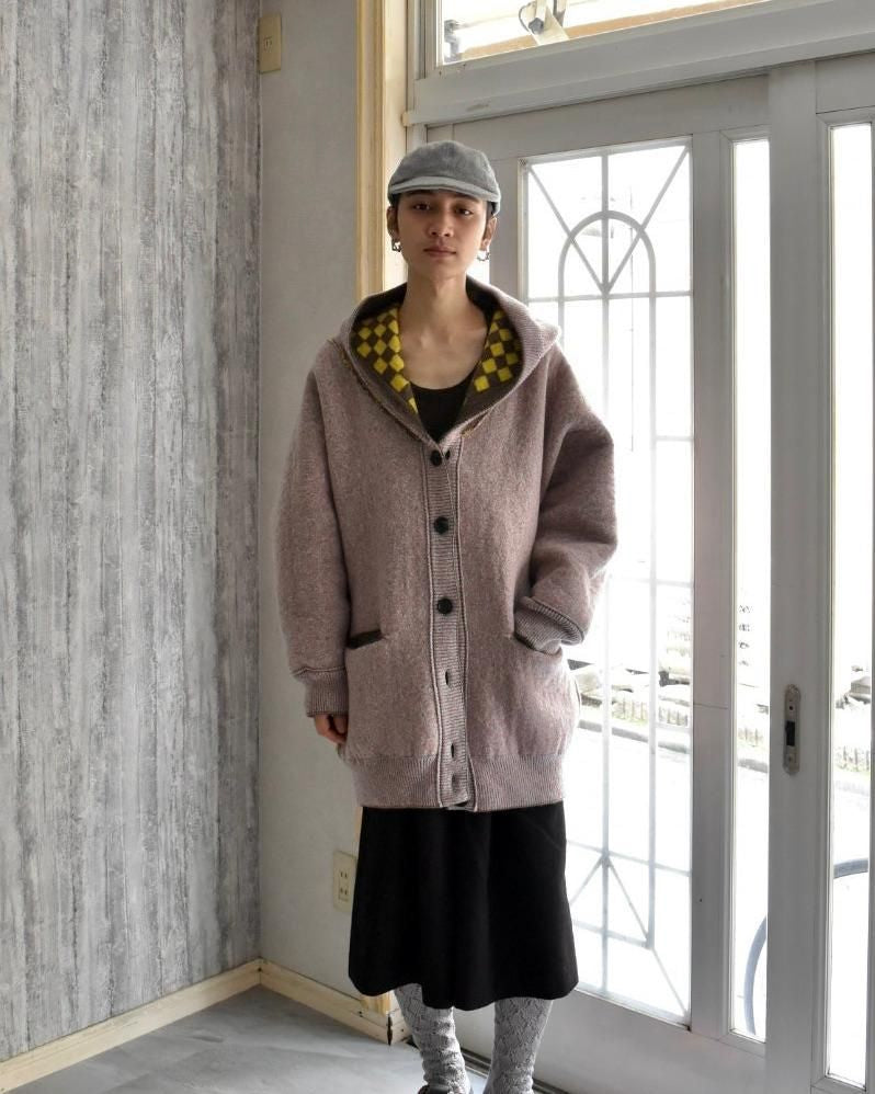 OIRA / REVERSIBLE KNIT HOODIE