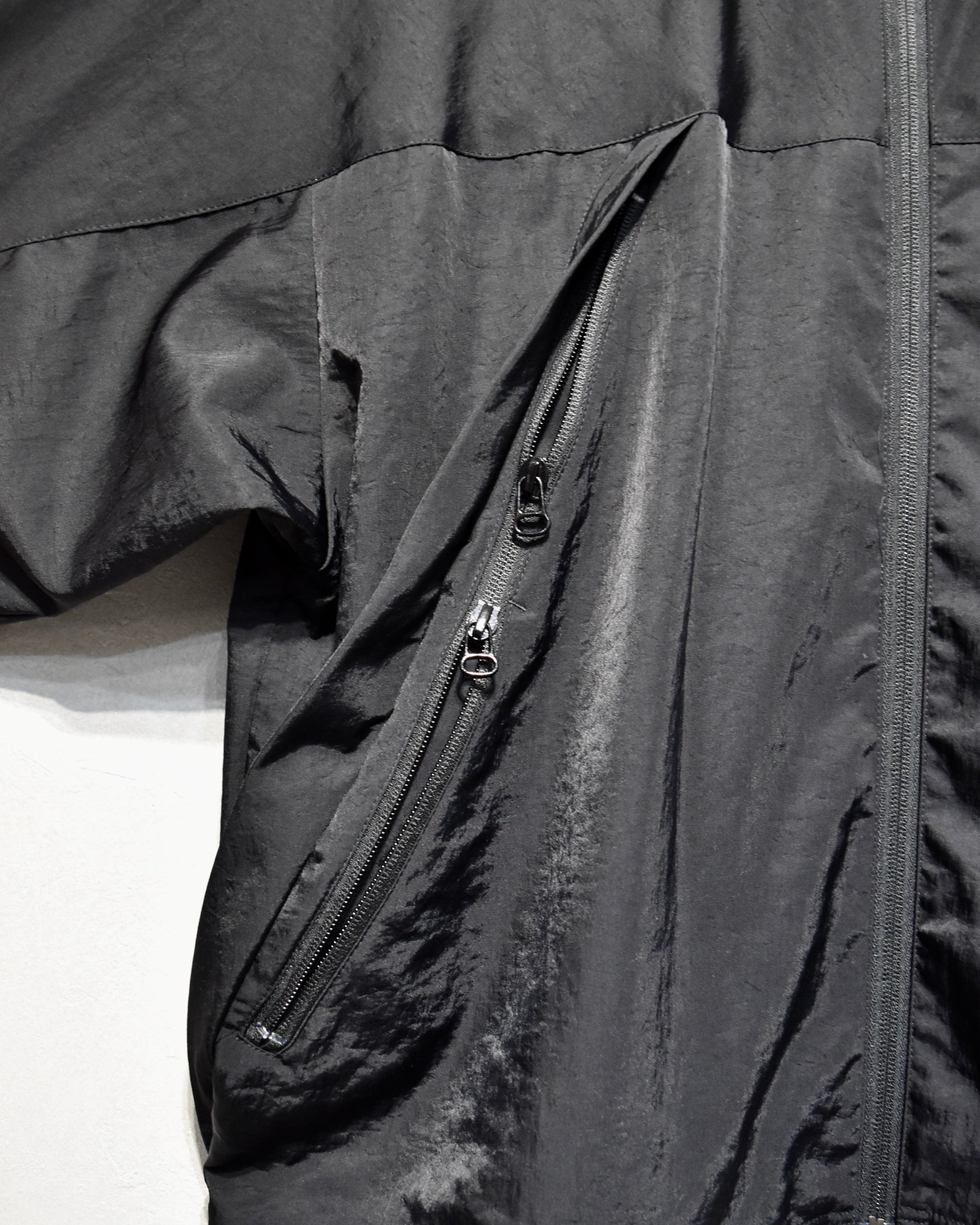ROTOL / VENTILATIED NYLON BLOUSON - Black