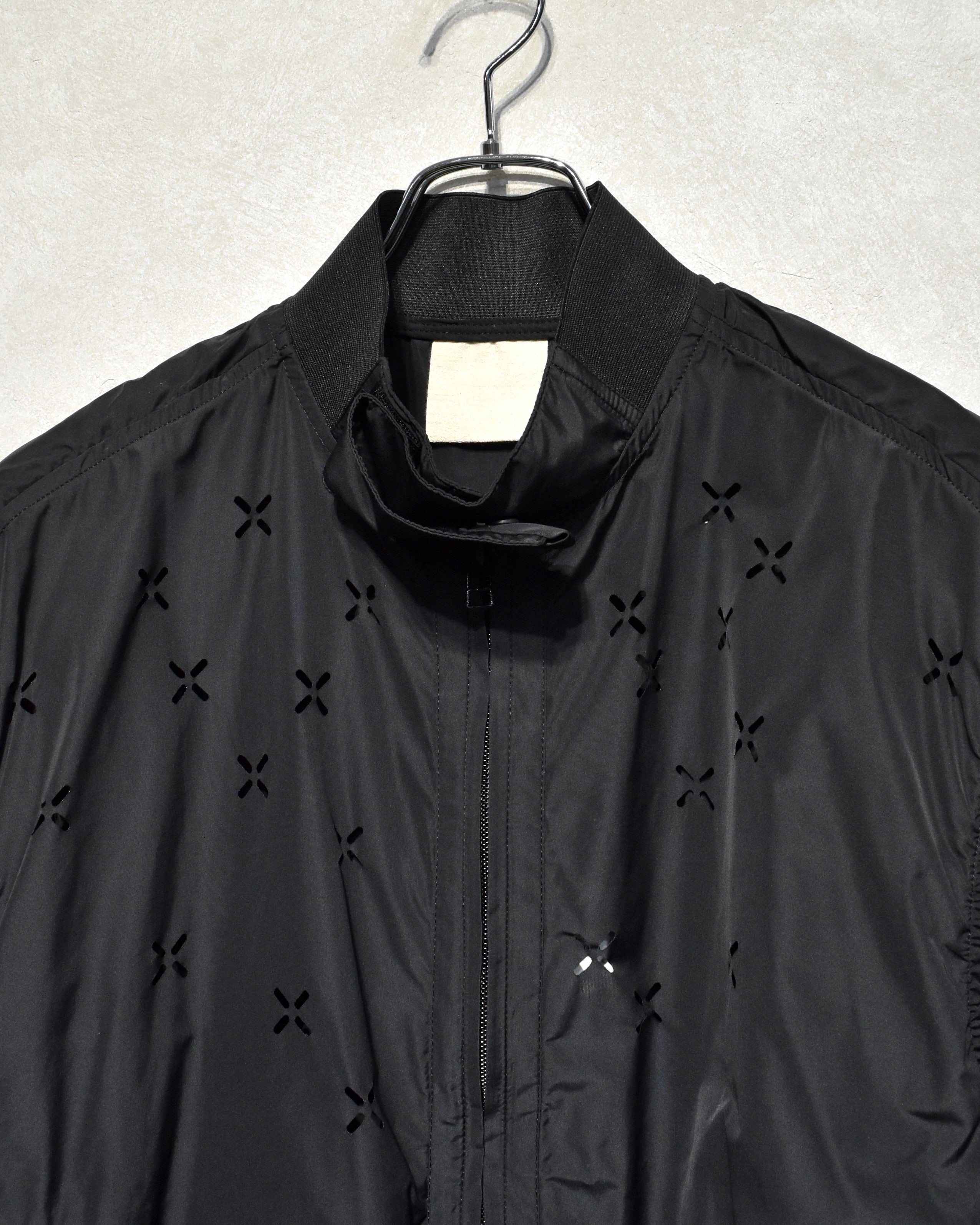 JIAN YE / GUAI BLOUSON (SIEGE) - Black