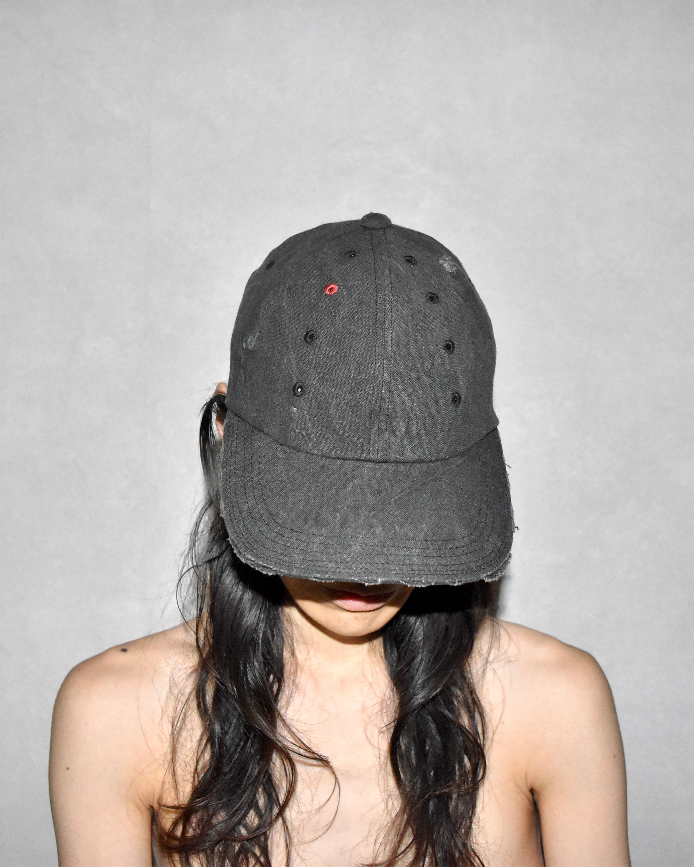 JIAN YE / 朱点童子 CAP - Charcoal