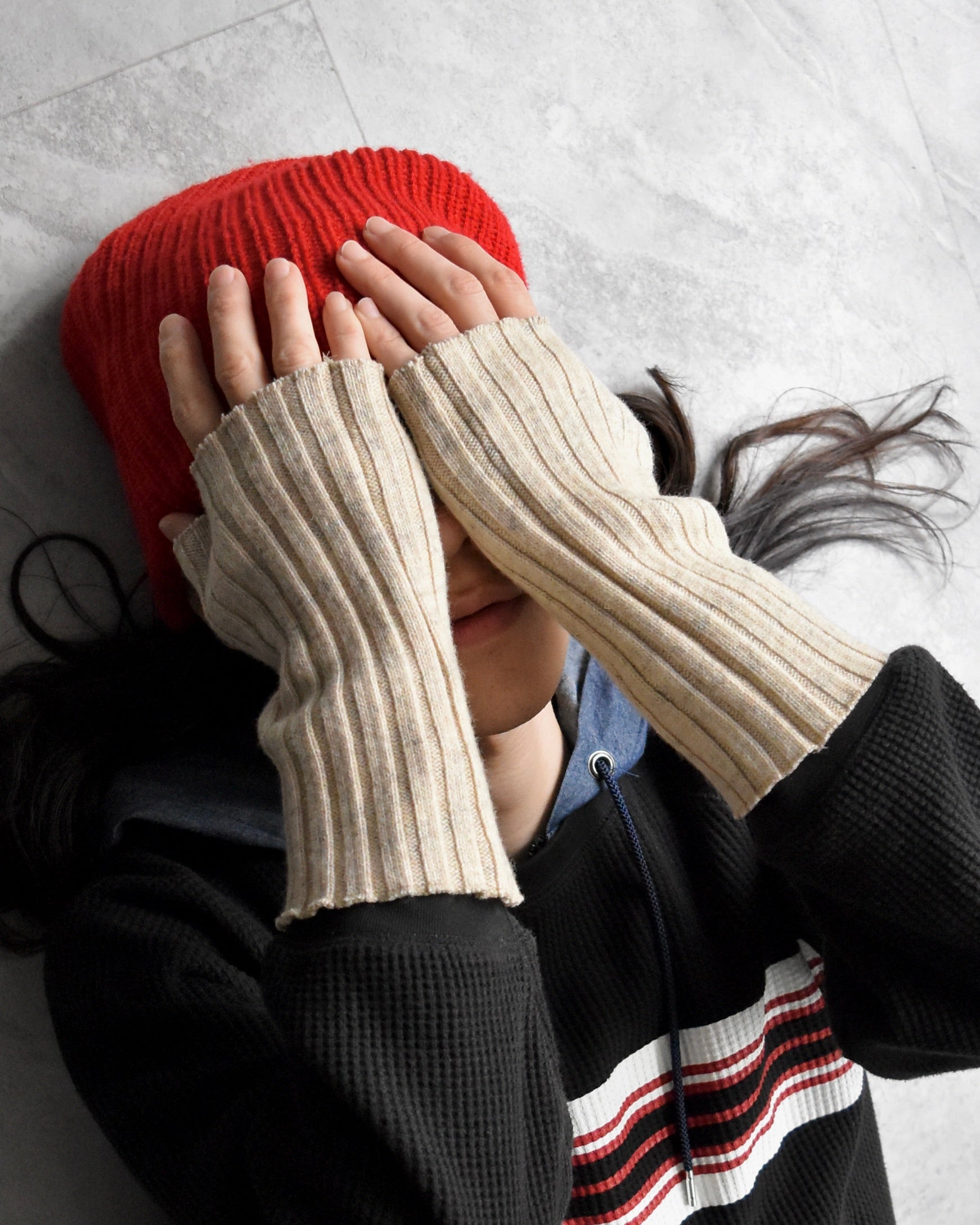 REFOMED / "GUNTE" ARM WARMER - Beige