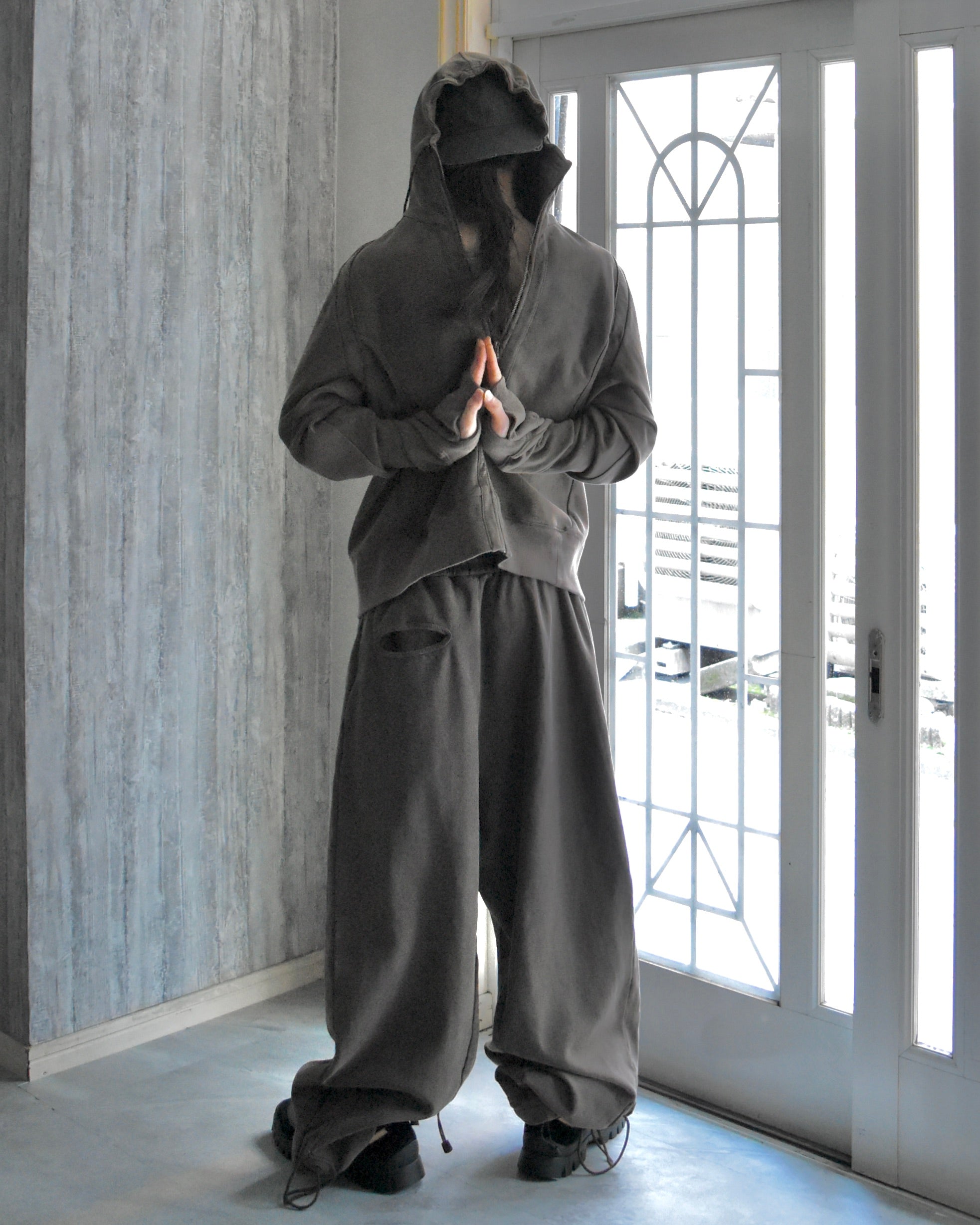 JIAN YE / 25 HOODIE - Brown