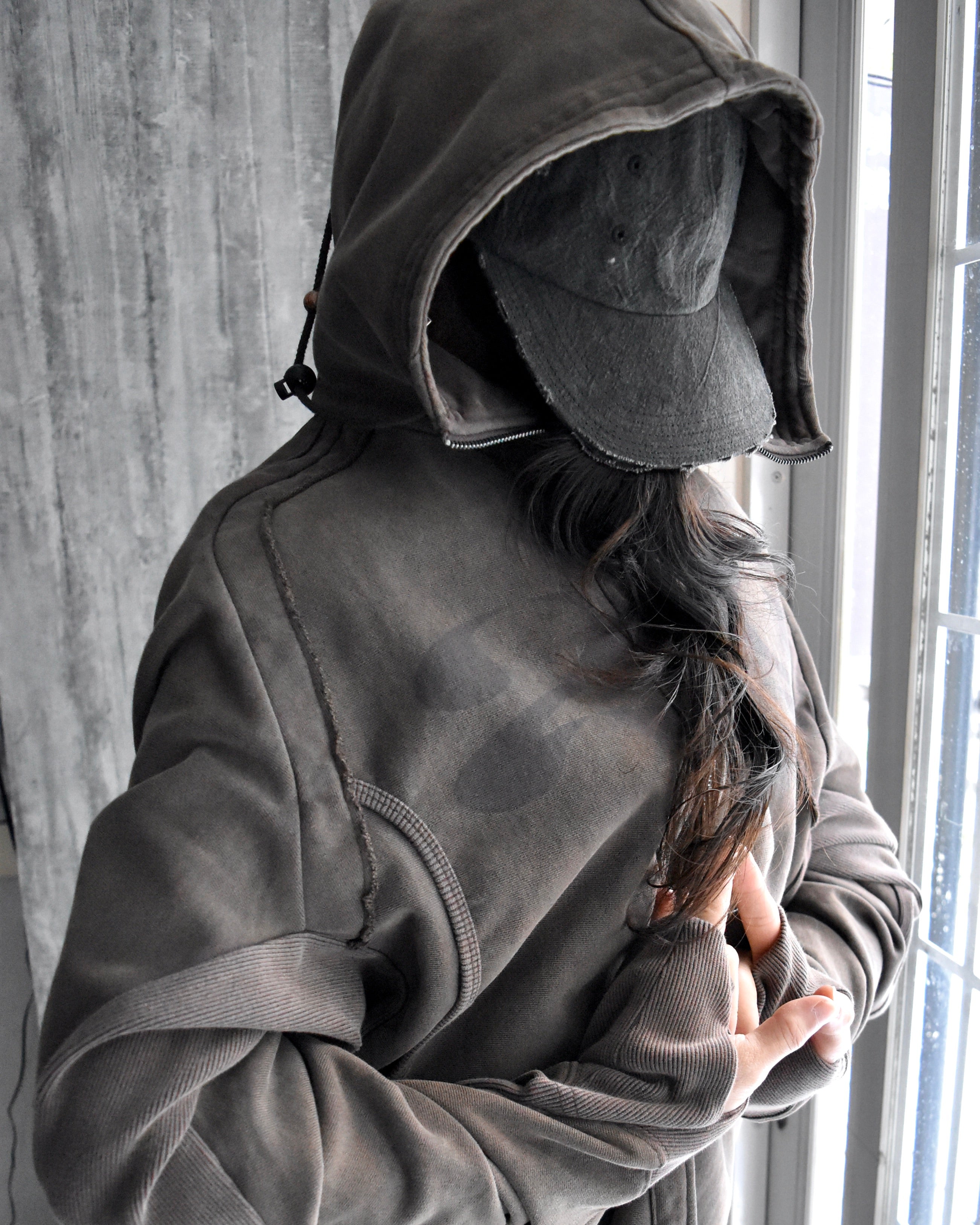JIAN YE / 25 HOODIE - Brown