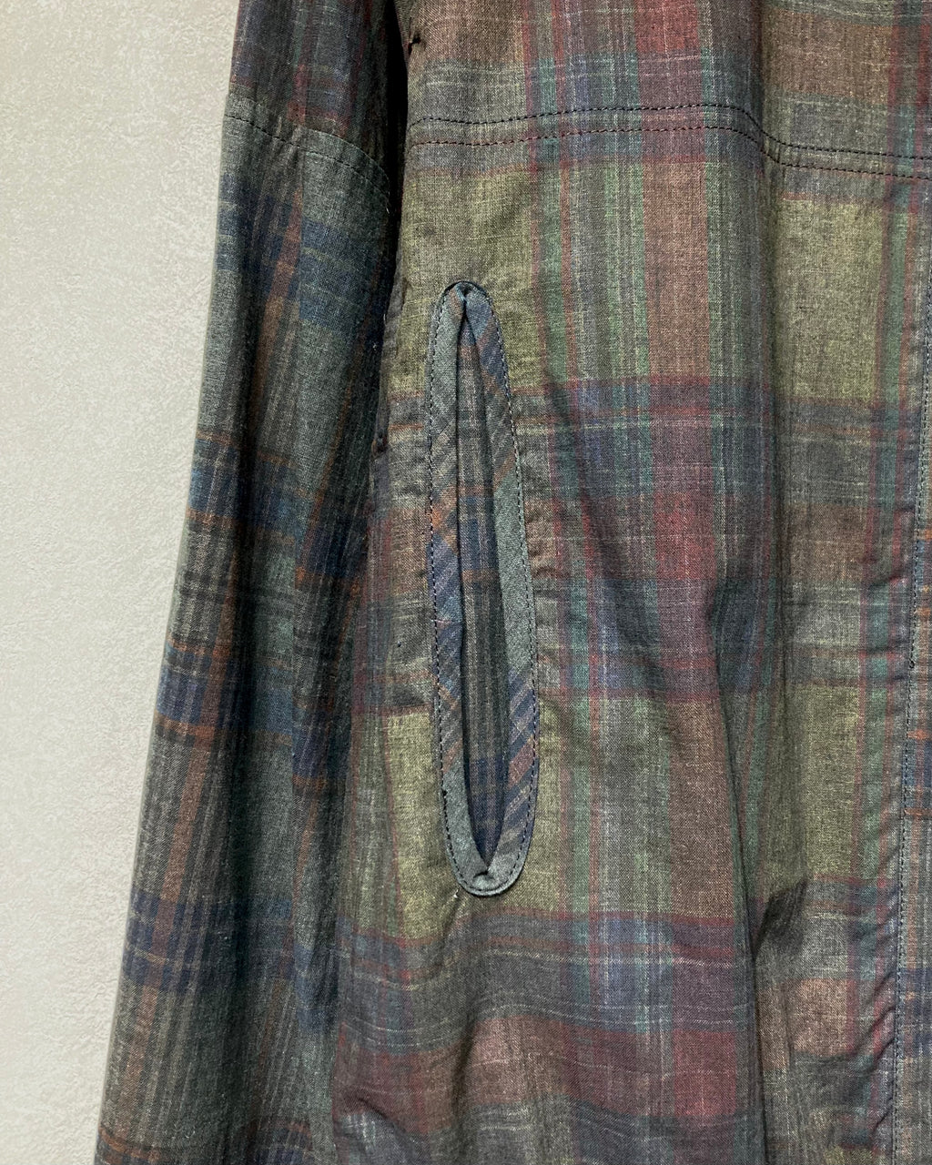 JIAN YE / 鬼 HOODIE - Black×red