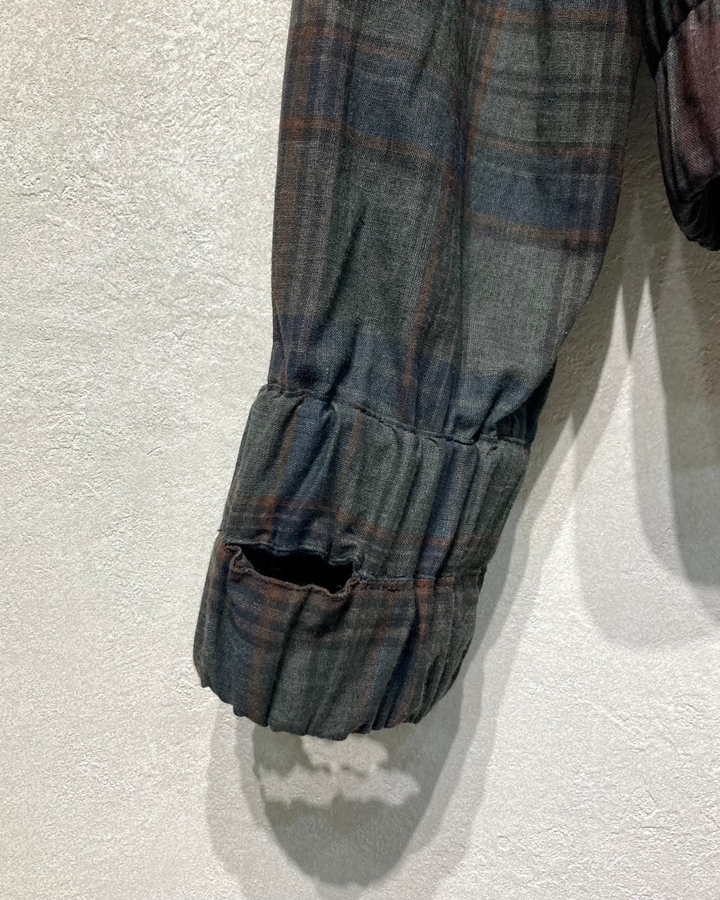 JIAN YE / 鬼 HOODIE - Black×red