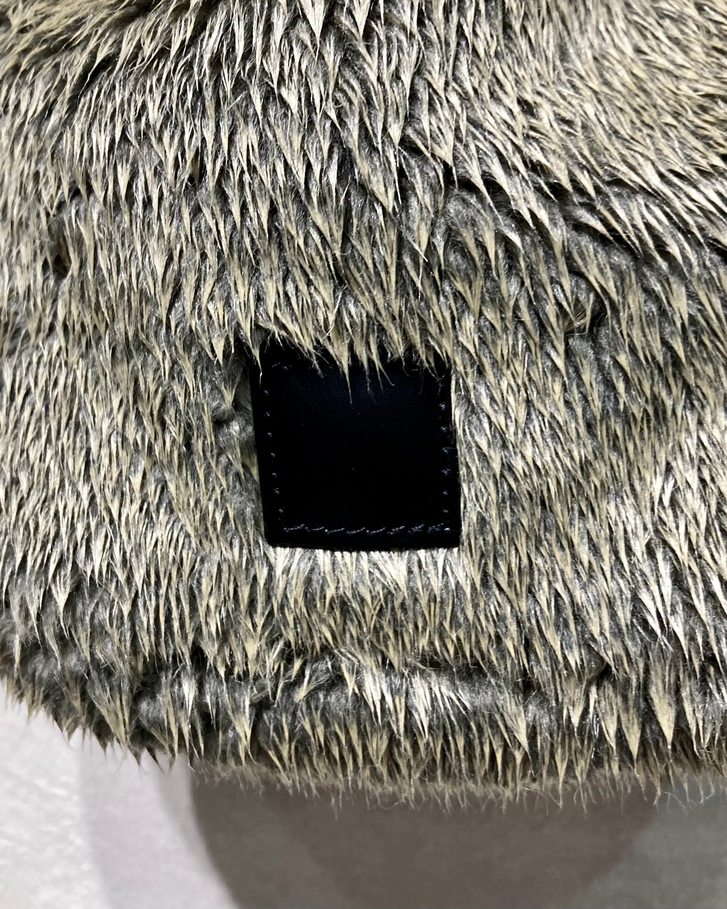 REFOMED / "KINCHAKU" BOA BAG - Greige