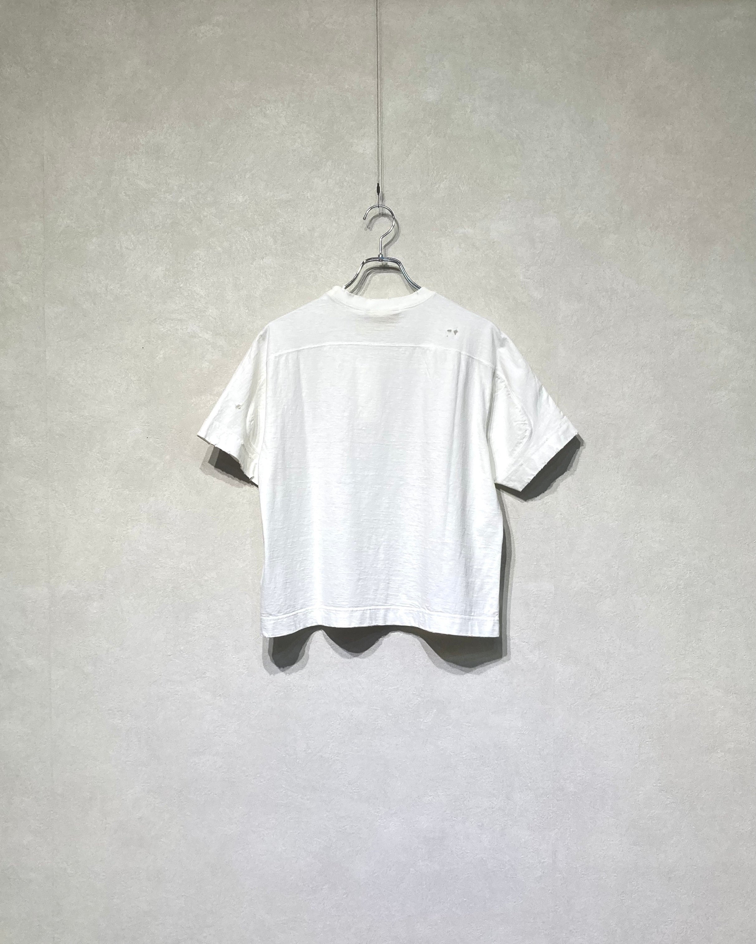 JIAN YE / 25 TEE × JINJINNEEDLE - White
