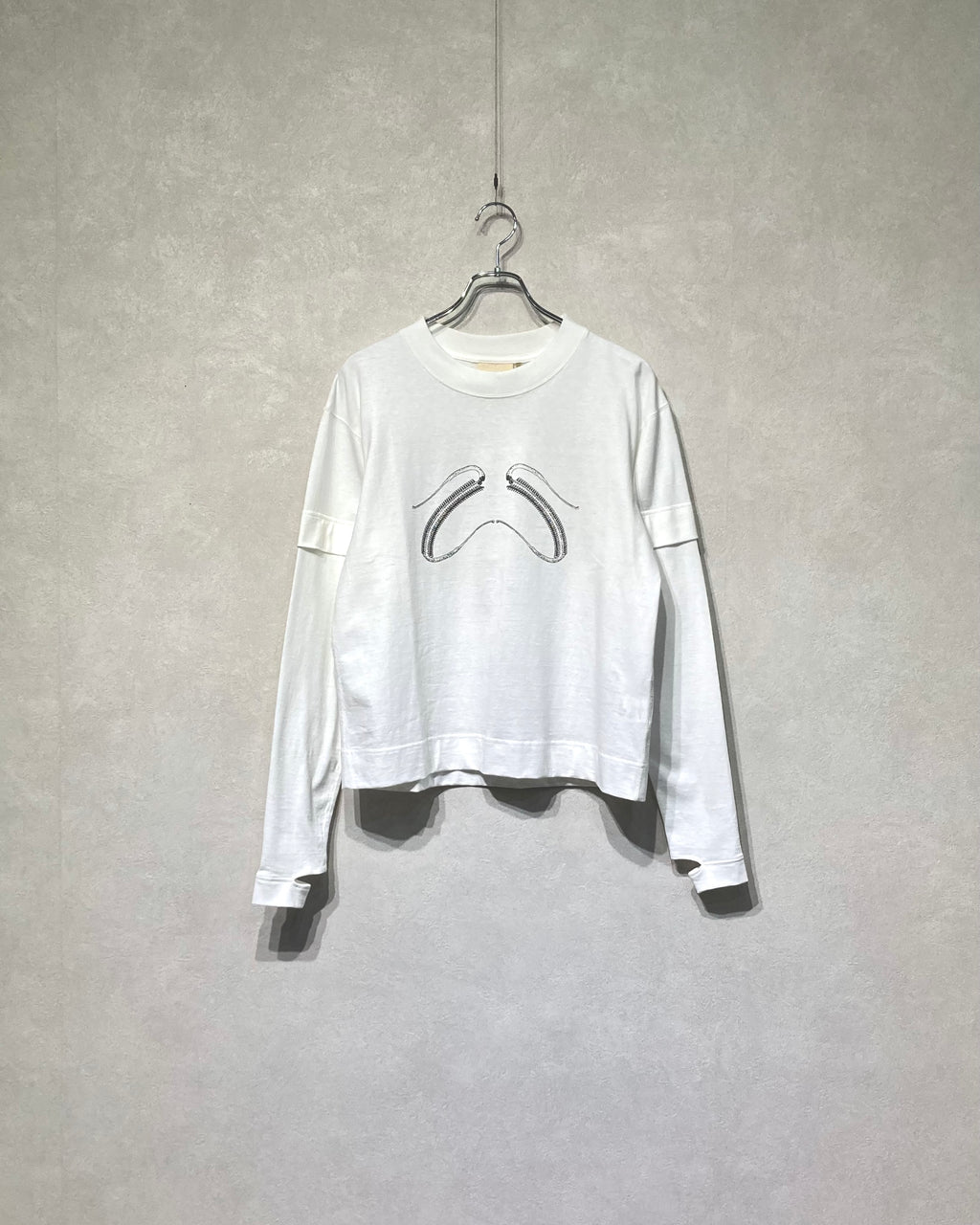 JIAN YE / 25 LS TEE × JINJINNEEDLE - White