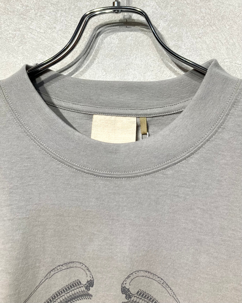 JIAN YE / 25 LS TEE × JINJINNEEDLE - Gray