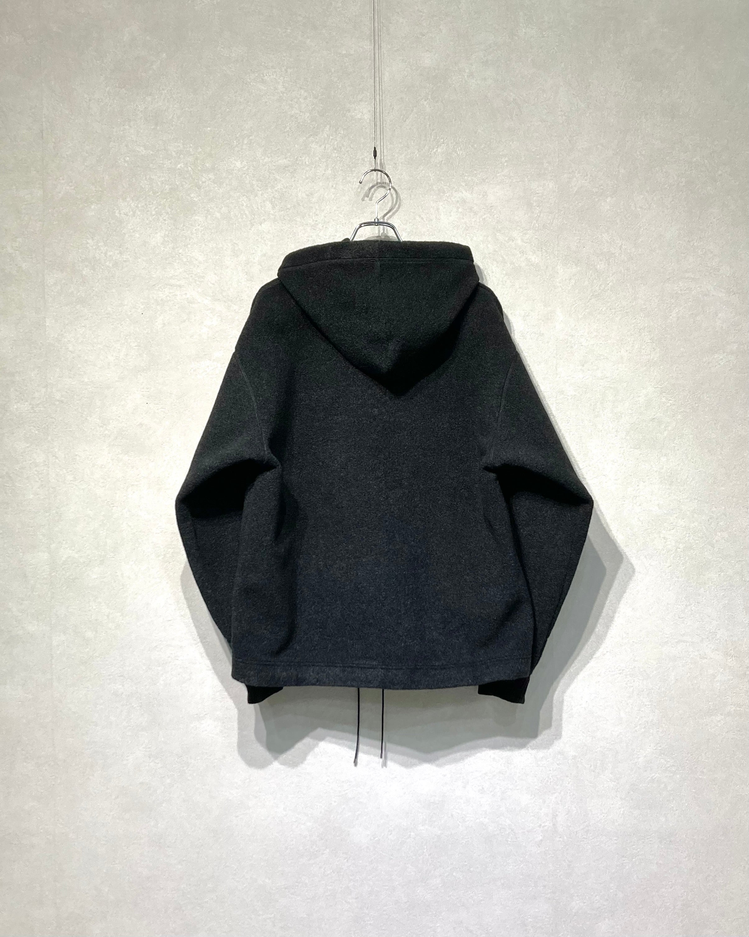 ABELIA EDOWARD GOUCHA / FRACTURE HOODIE - Black