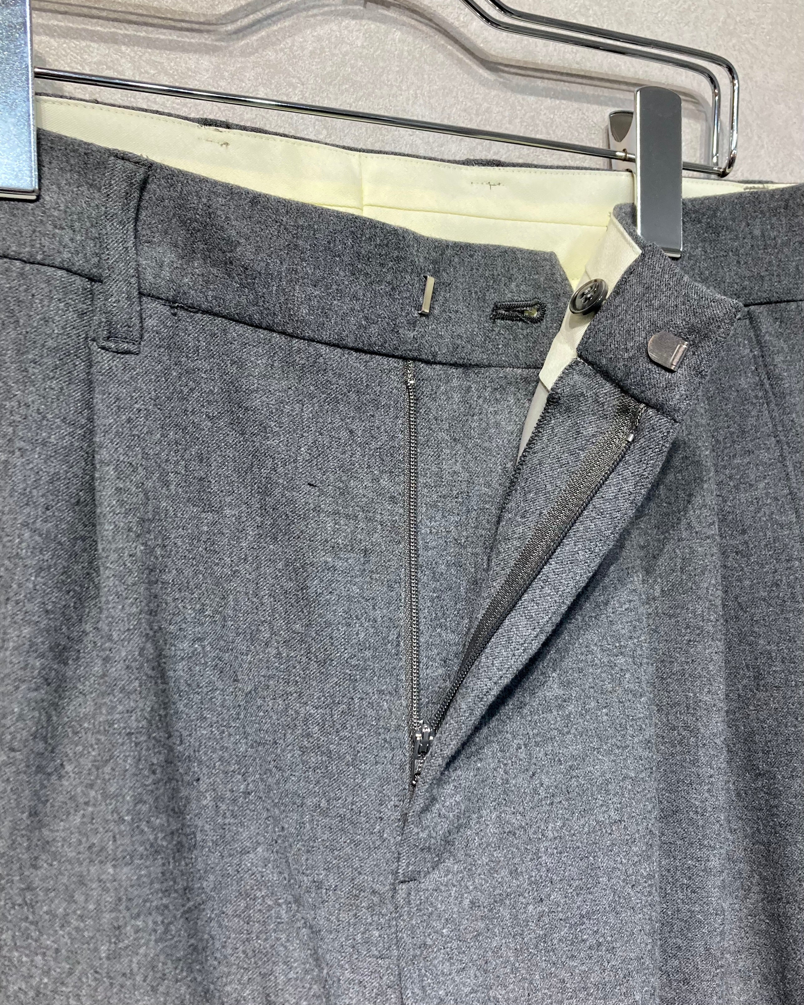 ABELIA EDOWARD GOUCHA / TAPERED SLACKS - Gray