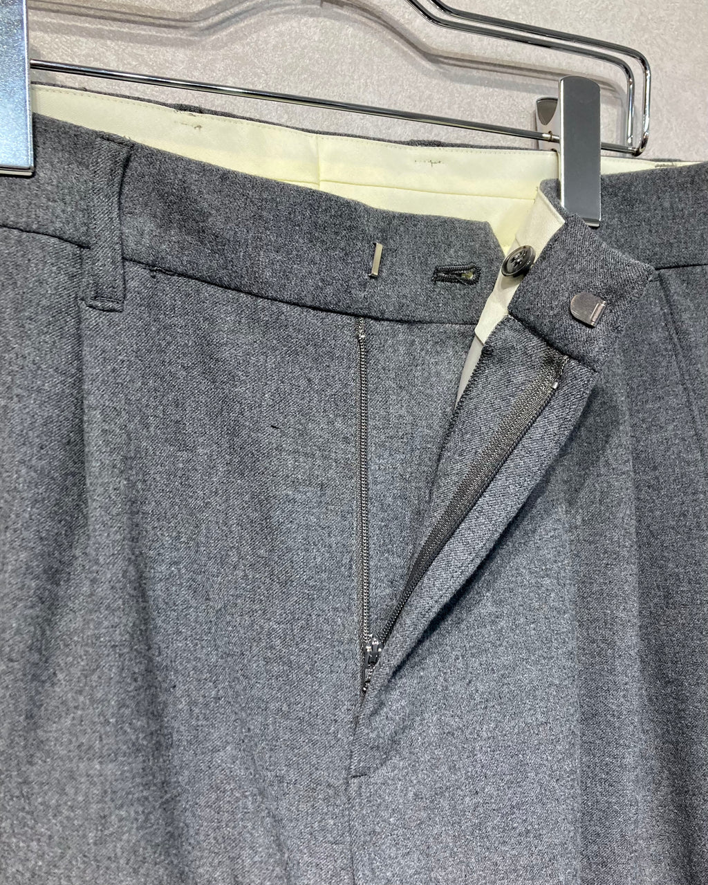 ABELIA EDOWARD GOUCHA / TAPERED SLACKS - Gray