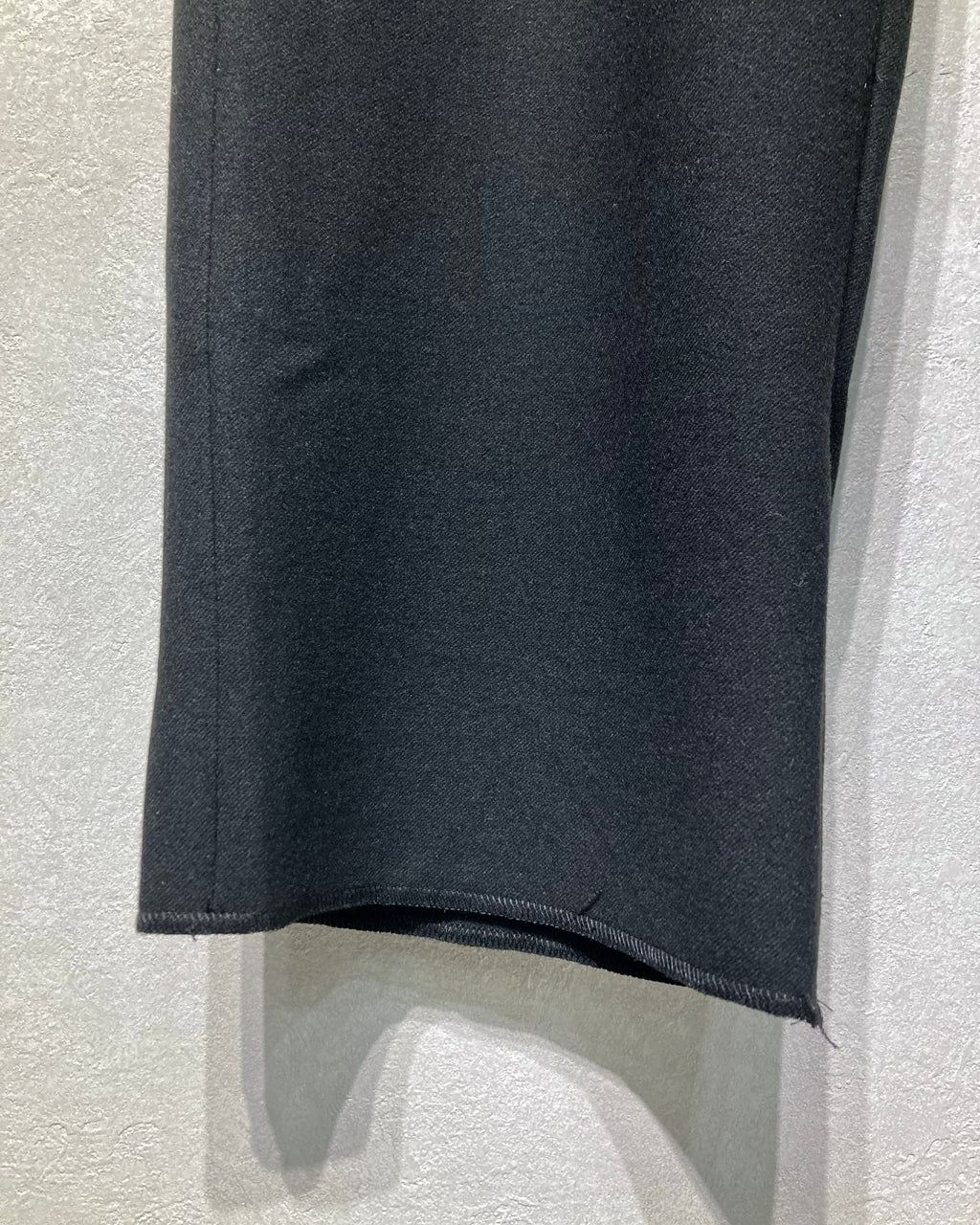 ABELIA EDOWARD GOUCHA / TAPERED SLACKS - Black