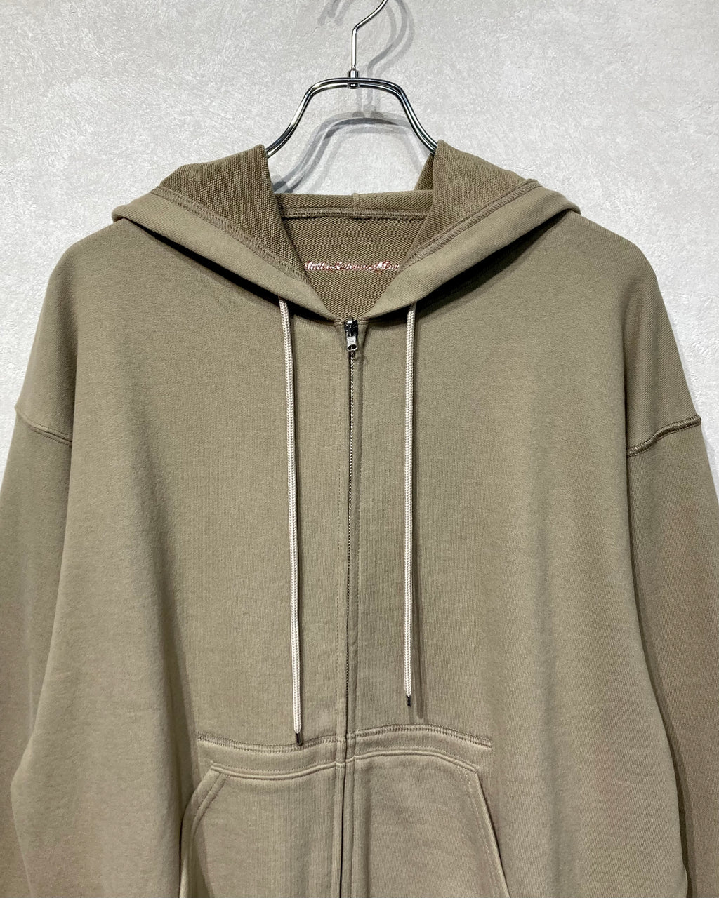 ABELIA EDOWARD GOUCHA / CLASSIC ZIP HOODIE - Beige