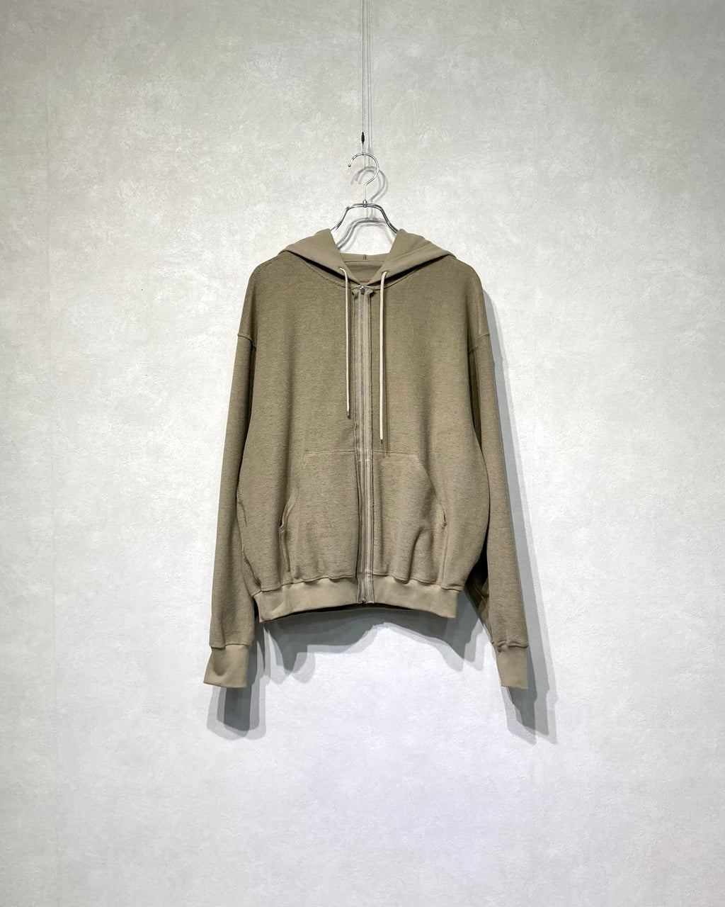ABELIA EDOWARD GOUCHA / CLASSIC ZIP HOODIE - Beige