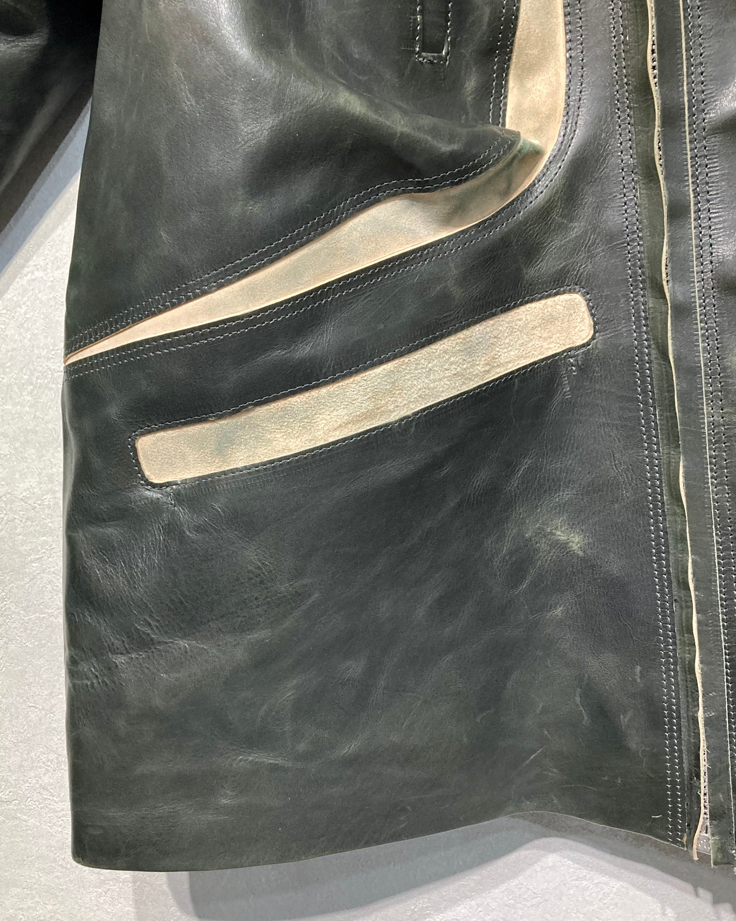 DAISUKE TANABE / PLUTO - Vintage green