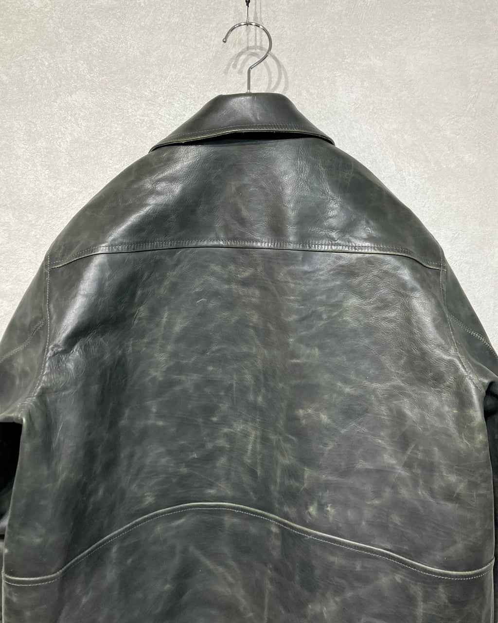 DAISUKE TANABE / PLUTO - Vintage green