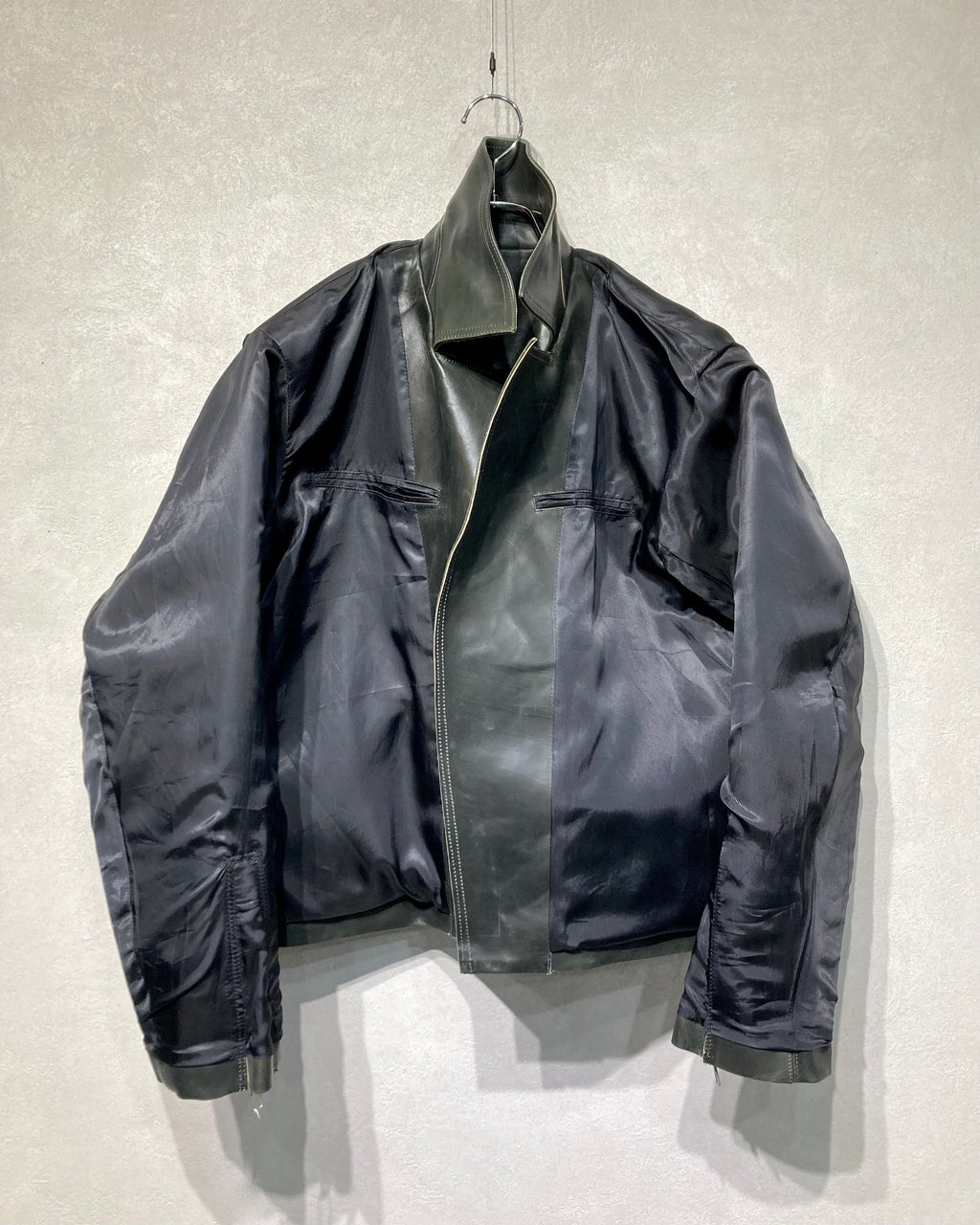 DAISUKE TANABE / PLUTO - Vintage green