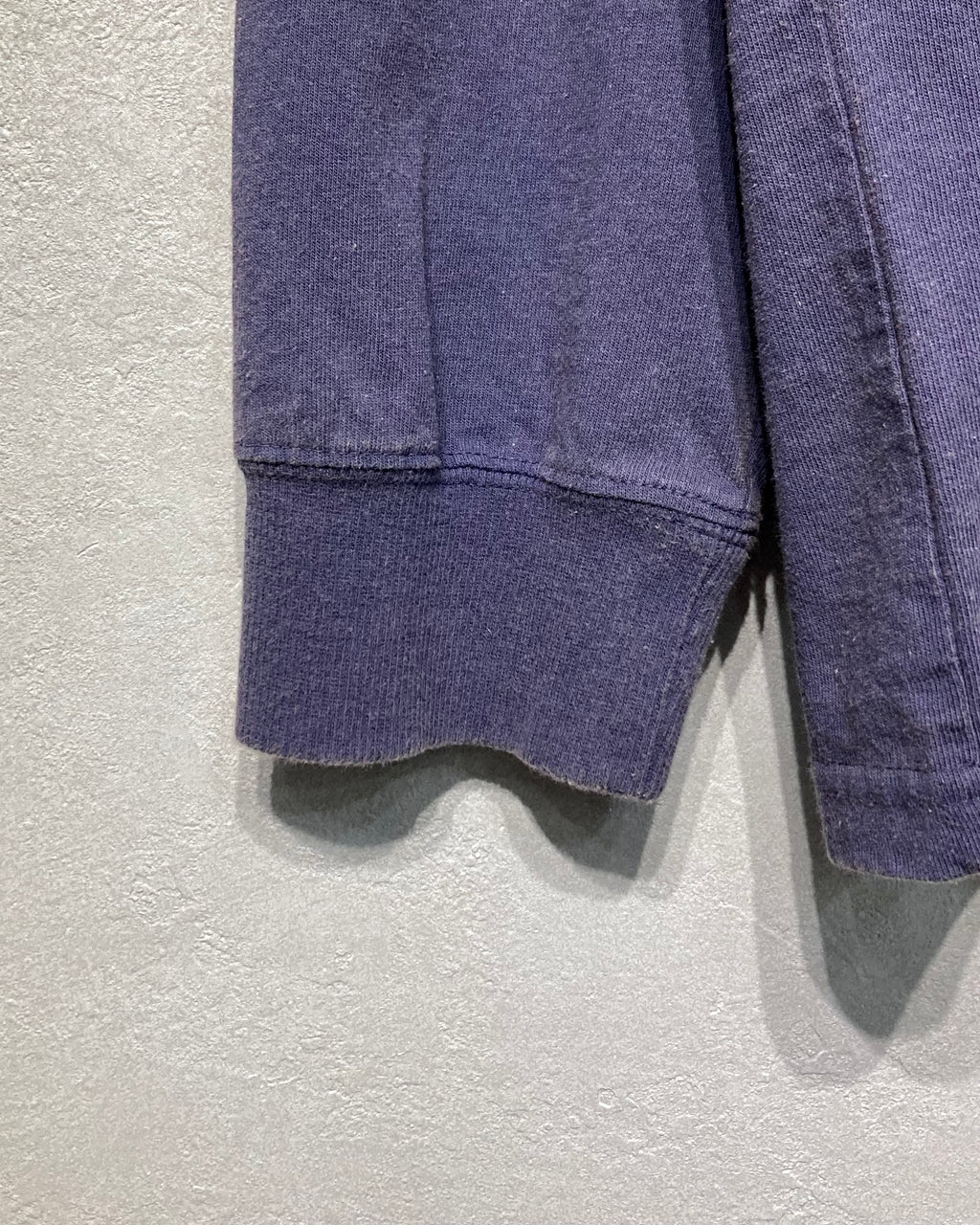 ISSUETHINGS / 25b/101a-c-10/Cut&sew - Navy blue