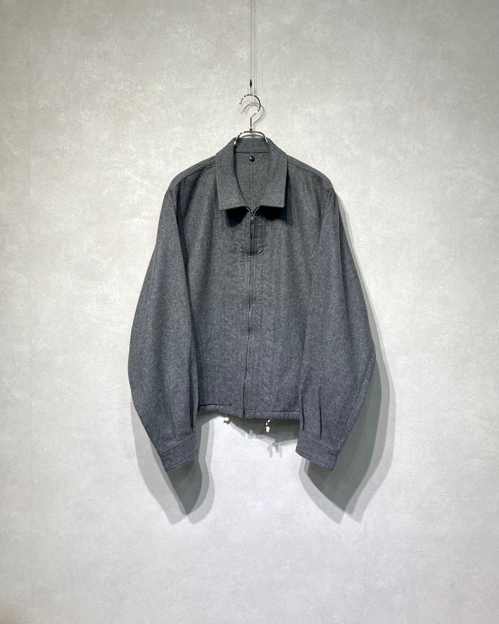 ISSUETHINGS / 25b/95-wn/c-01/Blouson - Gray