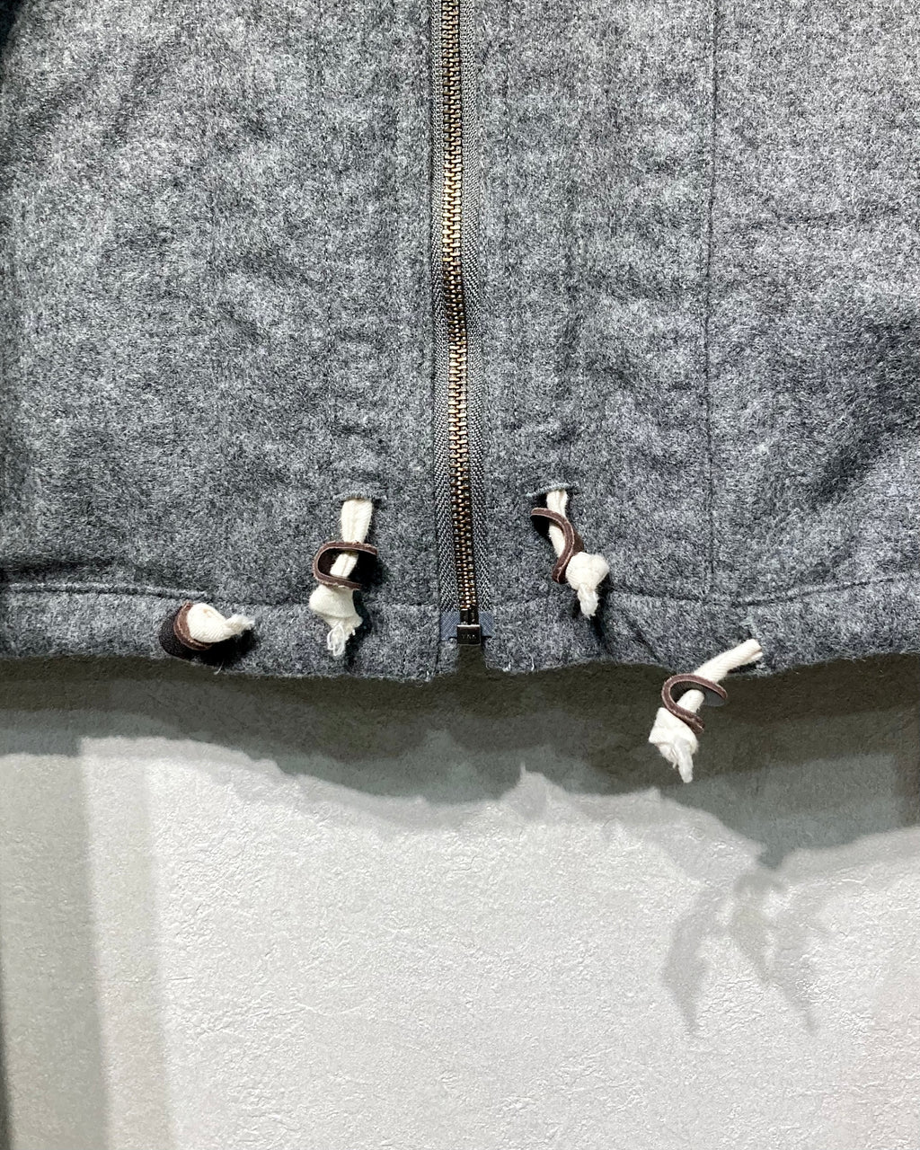 ISSUETHINGS / 25b/95-wn/c-01/Blouson - Gray