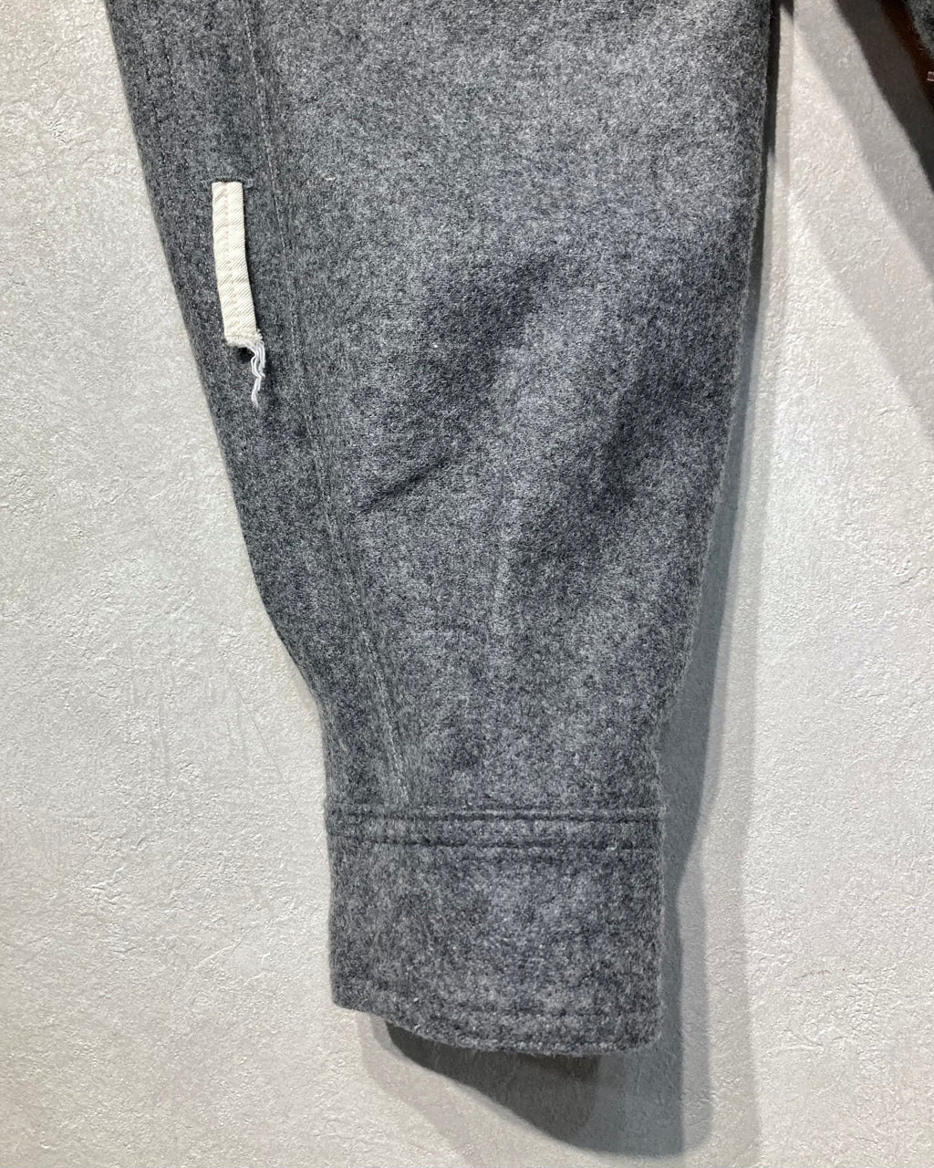 ISSUETHINGS / 25b/95-wn/c-01/Blouson - Gray