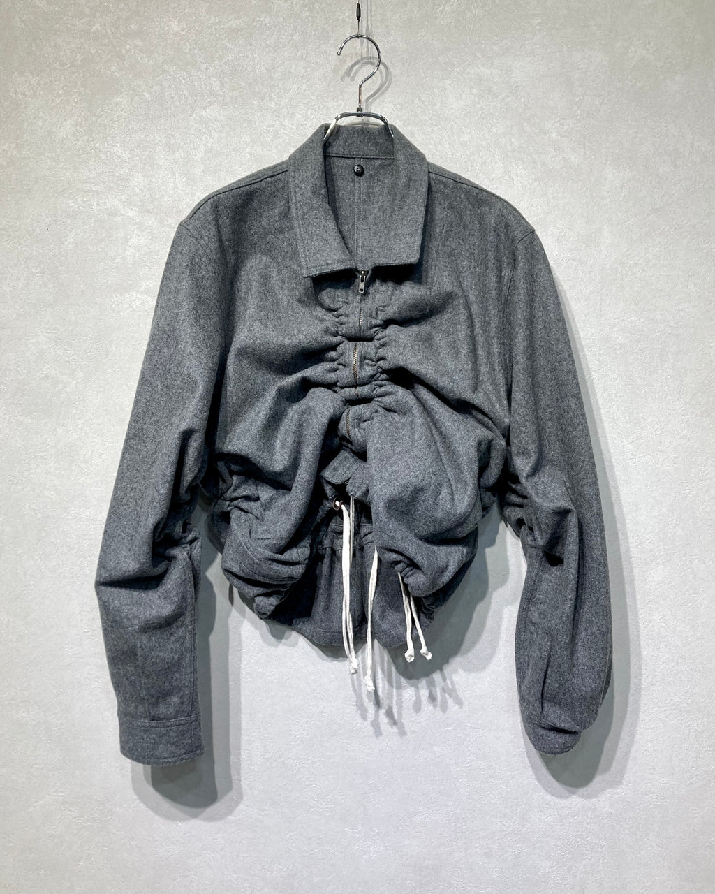 ISSUETHINGS / 25b/95-wn/c-01/Blouson - Gray