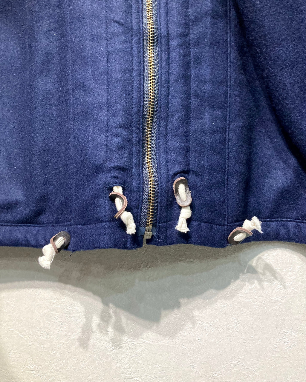 ISSUETHINGS / 25b/95-wn/c-01/Blouson - Navy blue