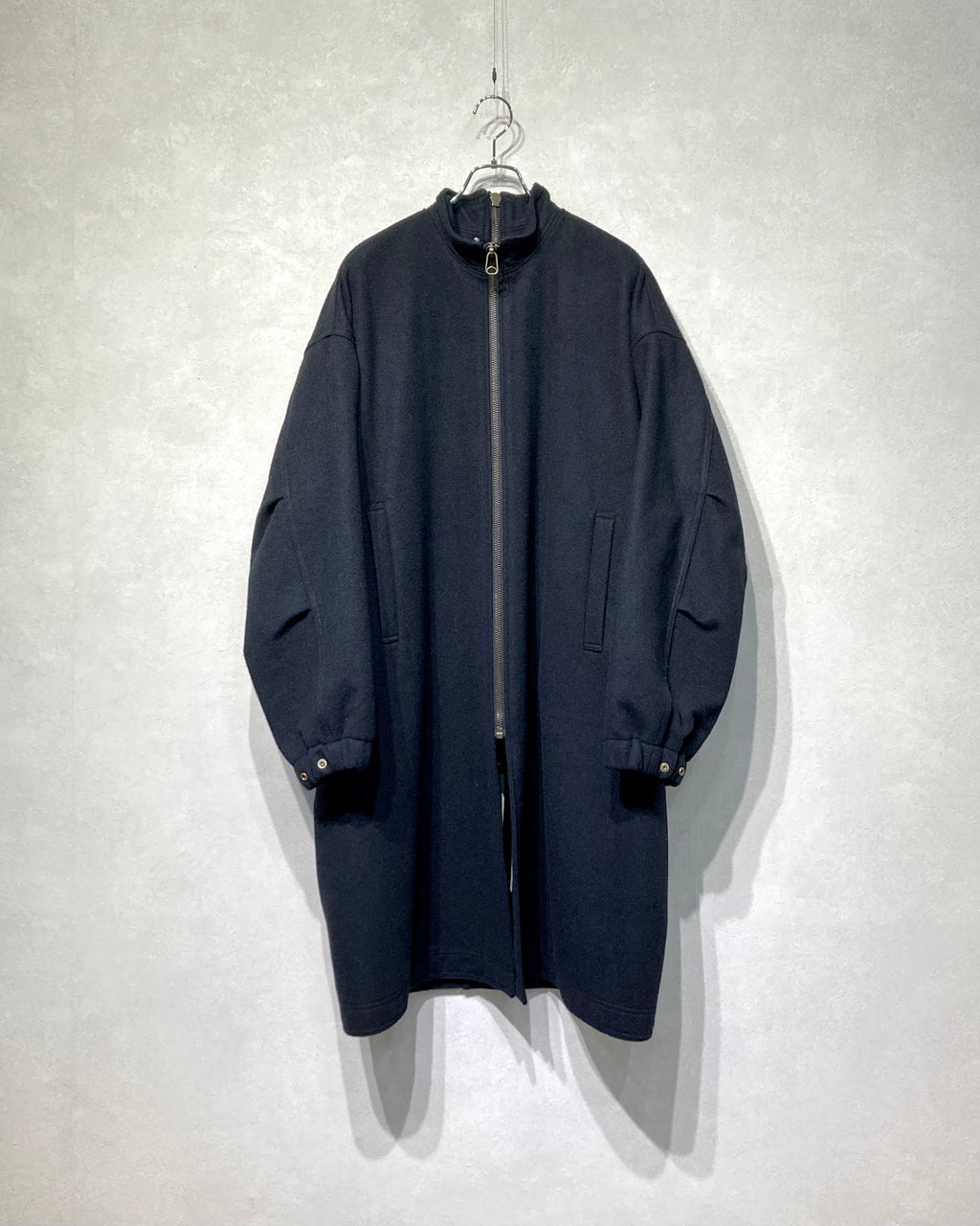 ISSUETHINGS / 25b/88b-wn/c-00/Coat - Black