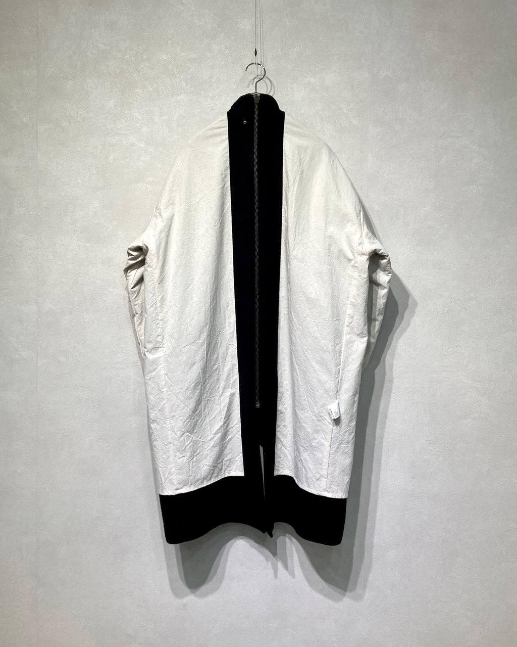 ISSUETHINGS / 25b/88b-wn/c-00/Coat - Black