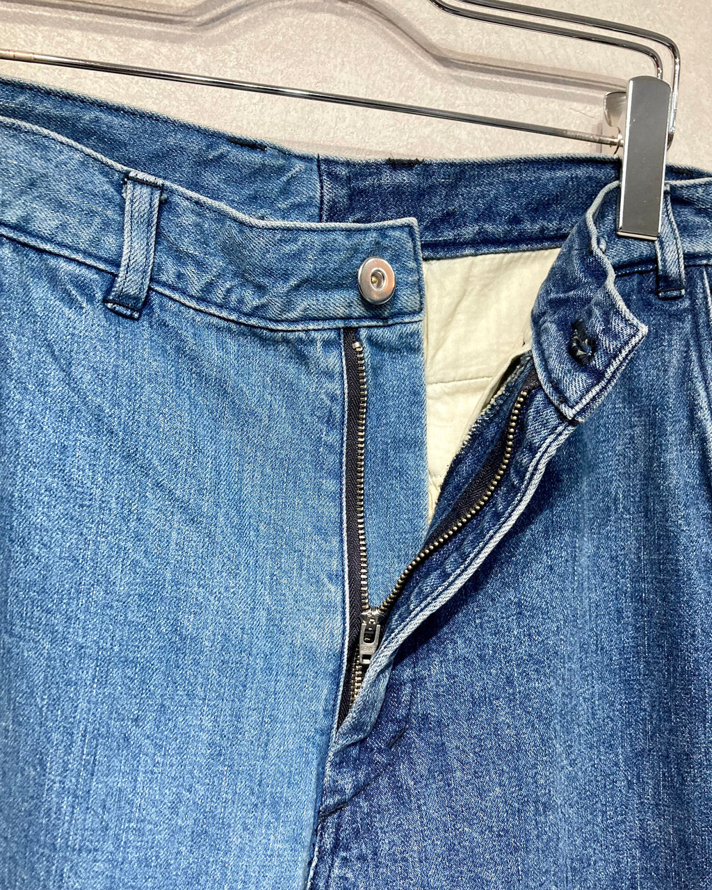 ISSUETHINGS / 25b/93-c1/c-01/Pants - Indigo blue