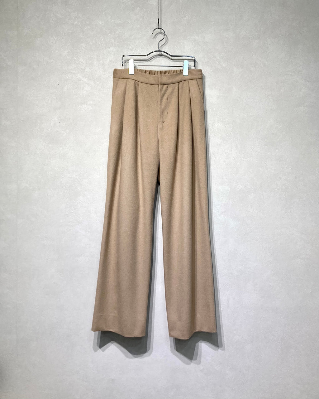 ISSUETHINGS / 25b/99-wcan/c-00/Pants - Beige