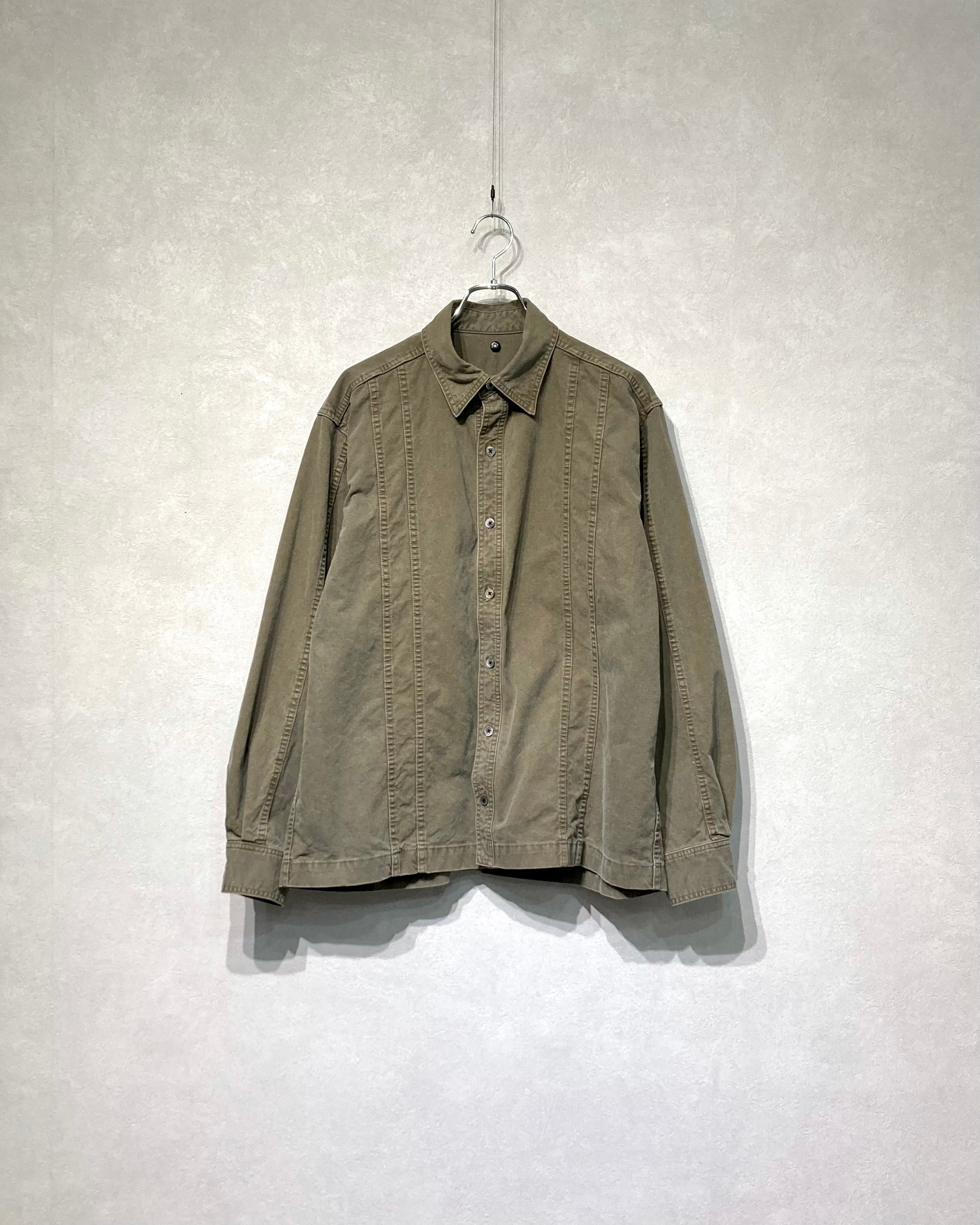 ISSUETHINGS / 25b/92-c-01/Shirt - Olive green