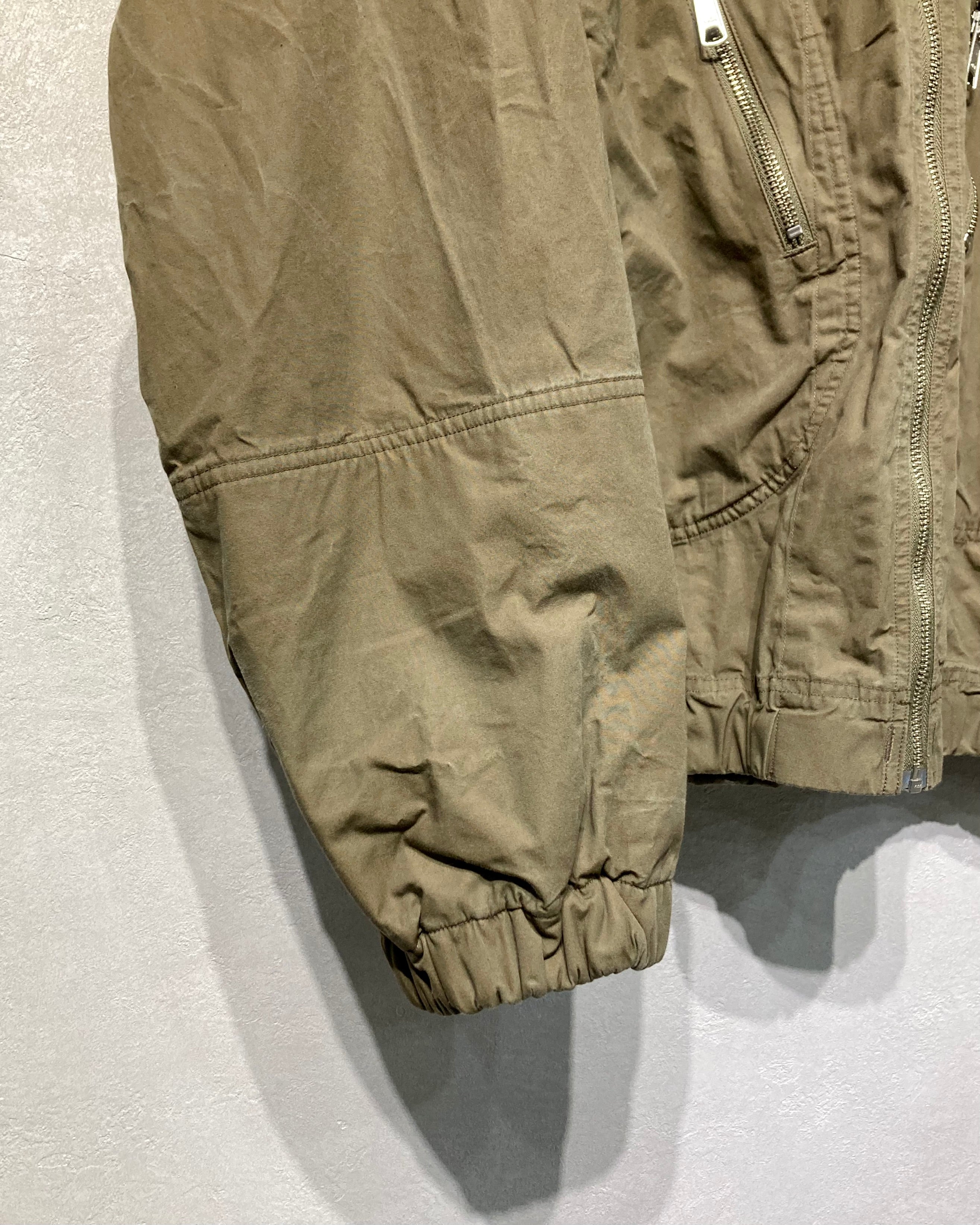 ISSUETHINGS / 25b/94-c/wn-01/Blouson - Olive green