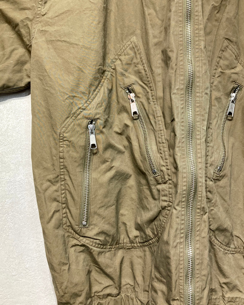 ISSUETHINGS / 25b/94-c/wn-01/Blouson - Olive green