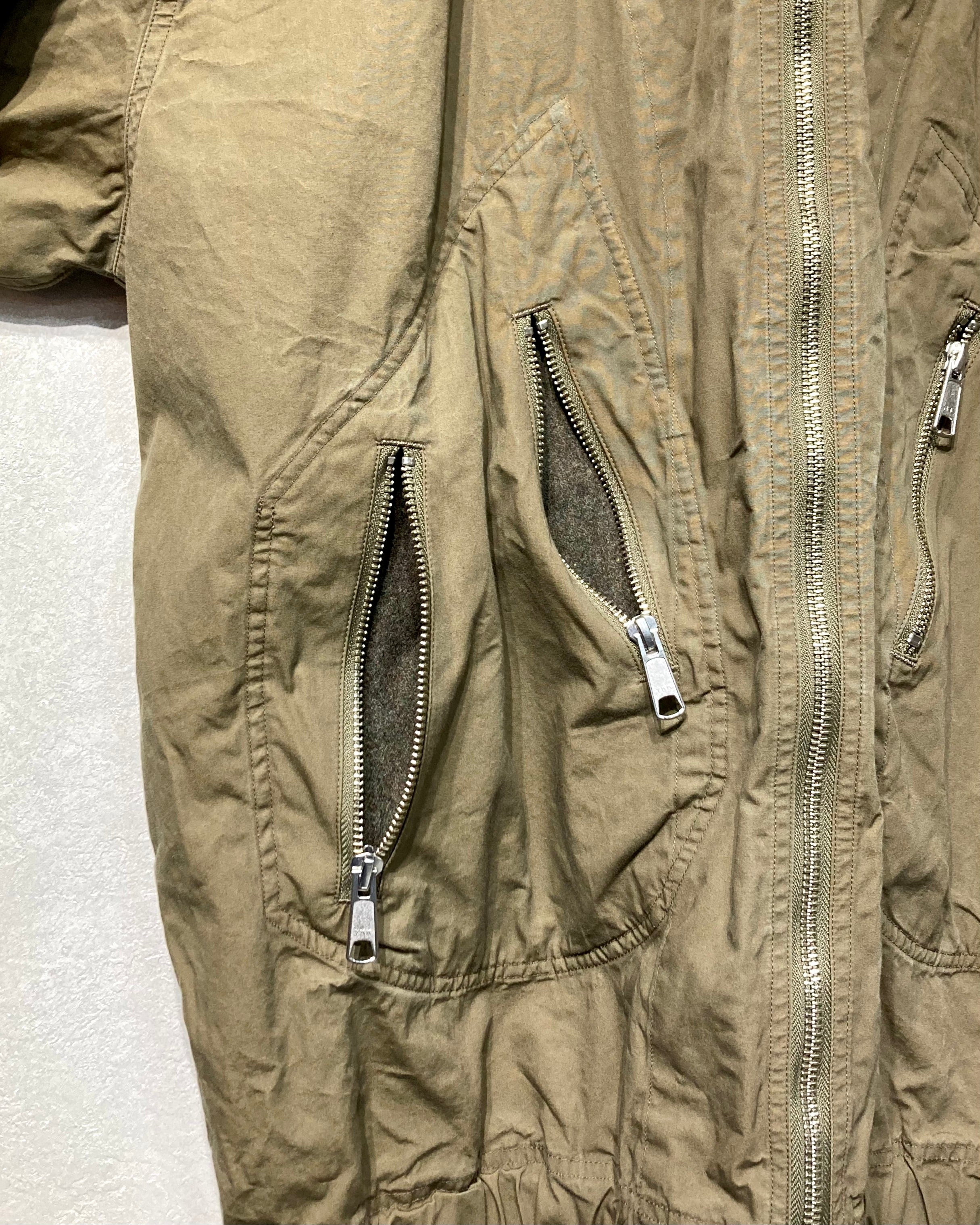 ISSUETHINGS / 25b/94-c/wn-01/Blouson - Olive green
