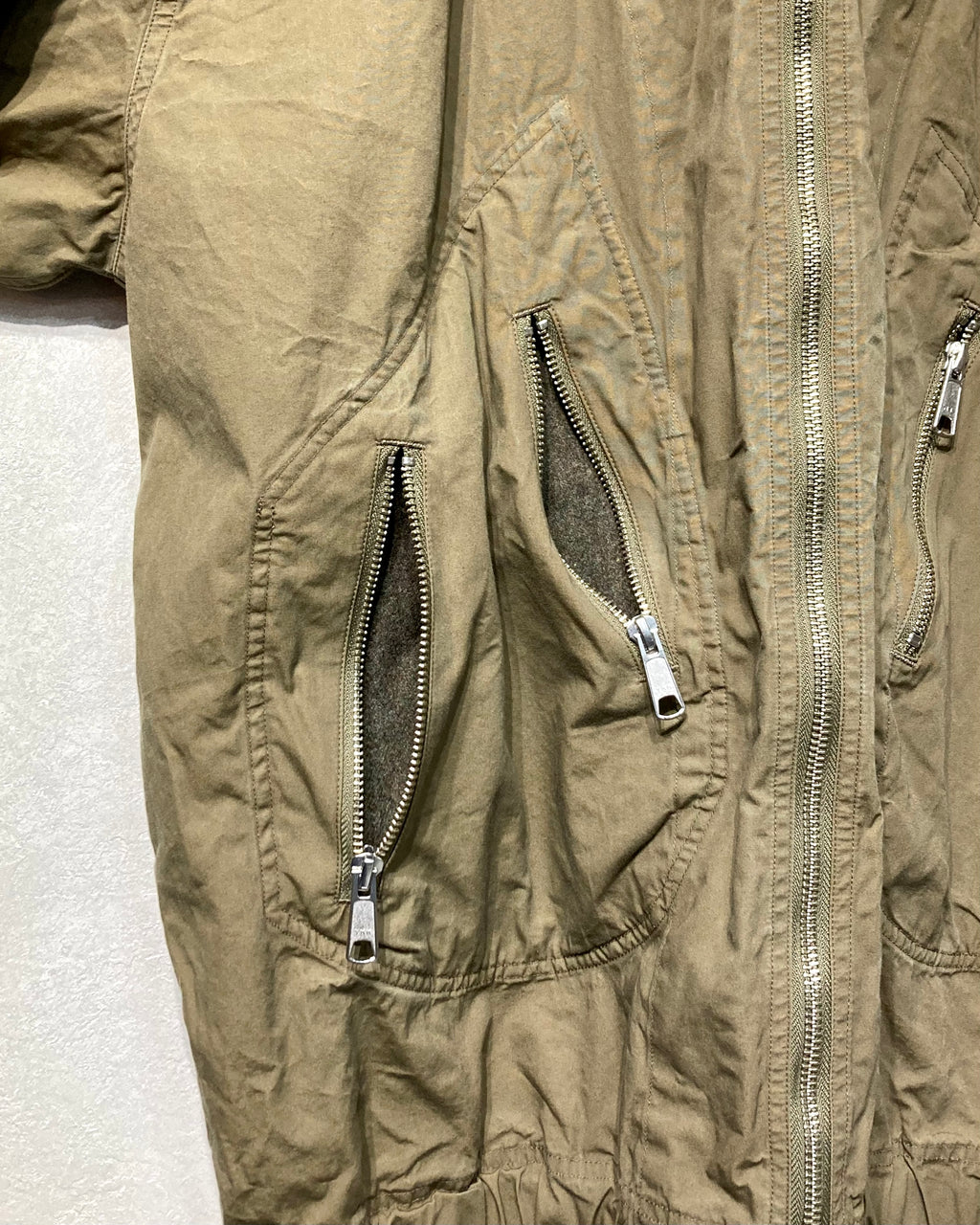 ISSUETHINGS / 25b/94-c/wn-01/Blouson - Olive green