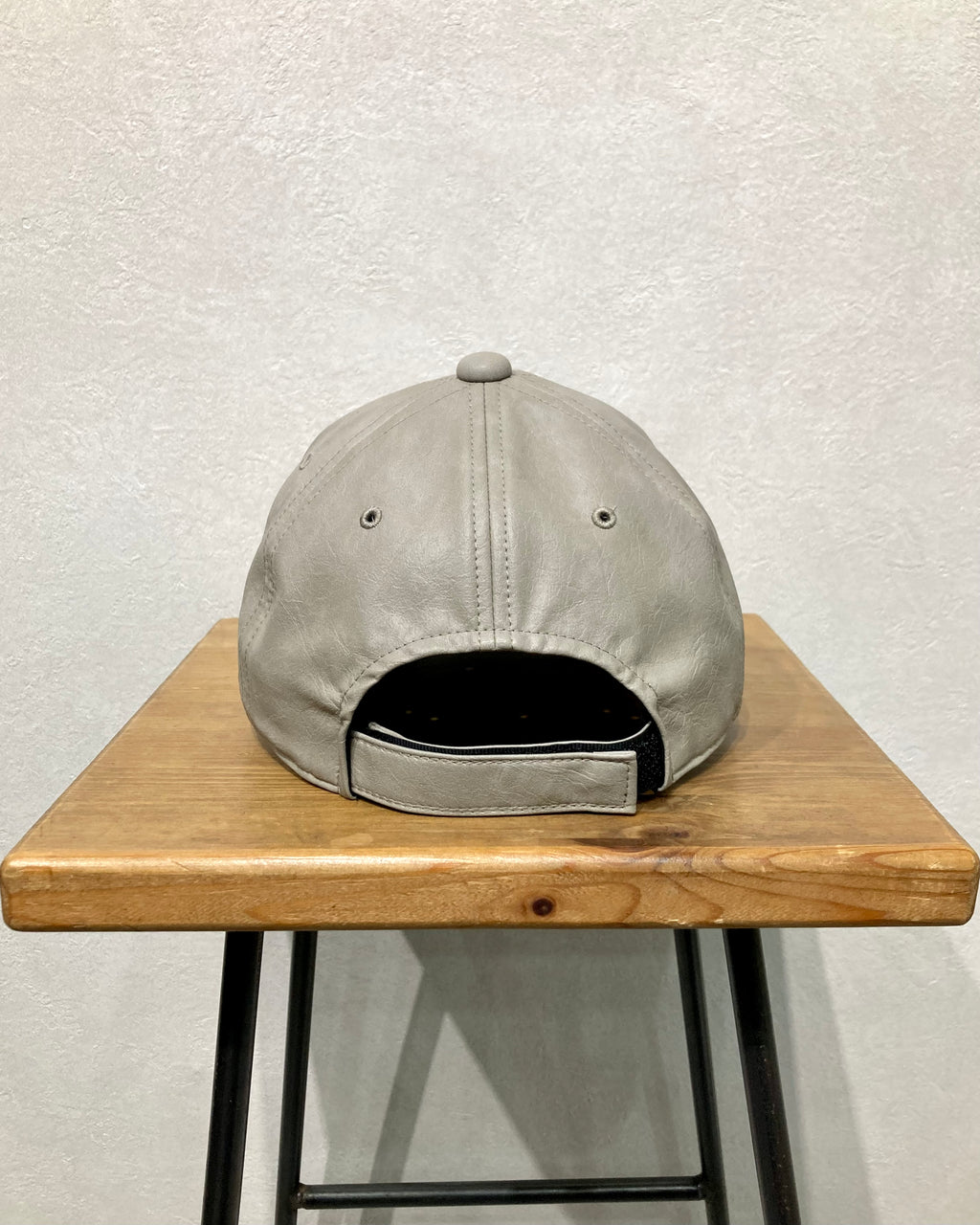 ABELIA EDOWARD GOUCHA / AEG CAP IRREVERSIBLE - Gray