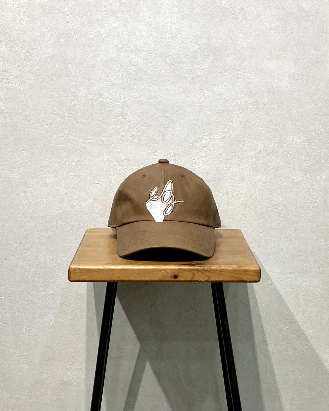 ABELIA EDOWARD GOUCHA / AEG CAP IRREVERSIBLE - Camel