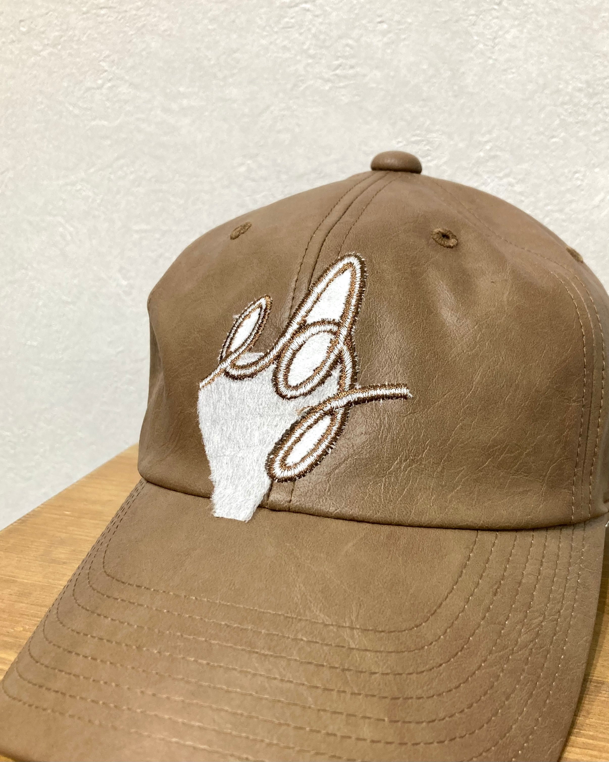 ABELIA EDOWARD GOUCHA / AEG CAP IRREVERSIBLE - Camel