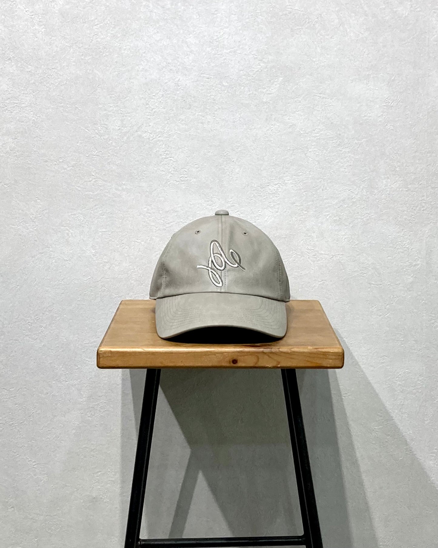 ABELIA EDOWARD GOUCHA / AEG CAP STRAIGHT - Gray