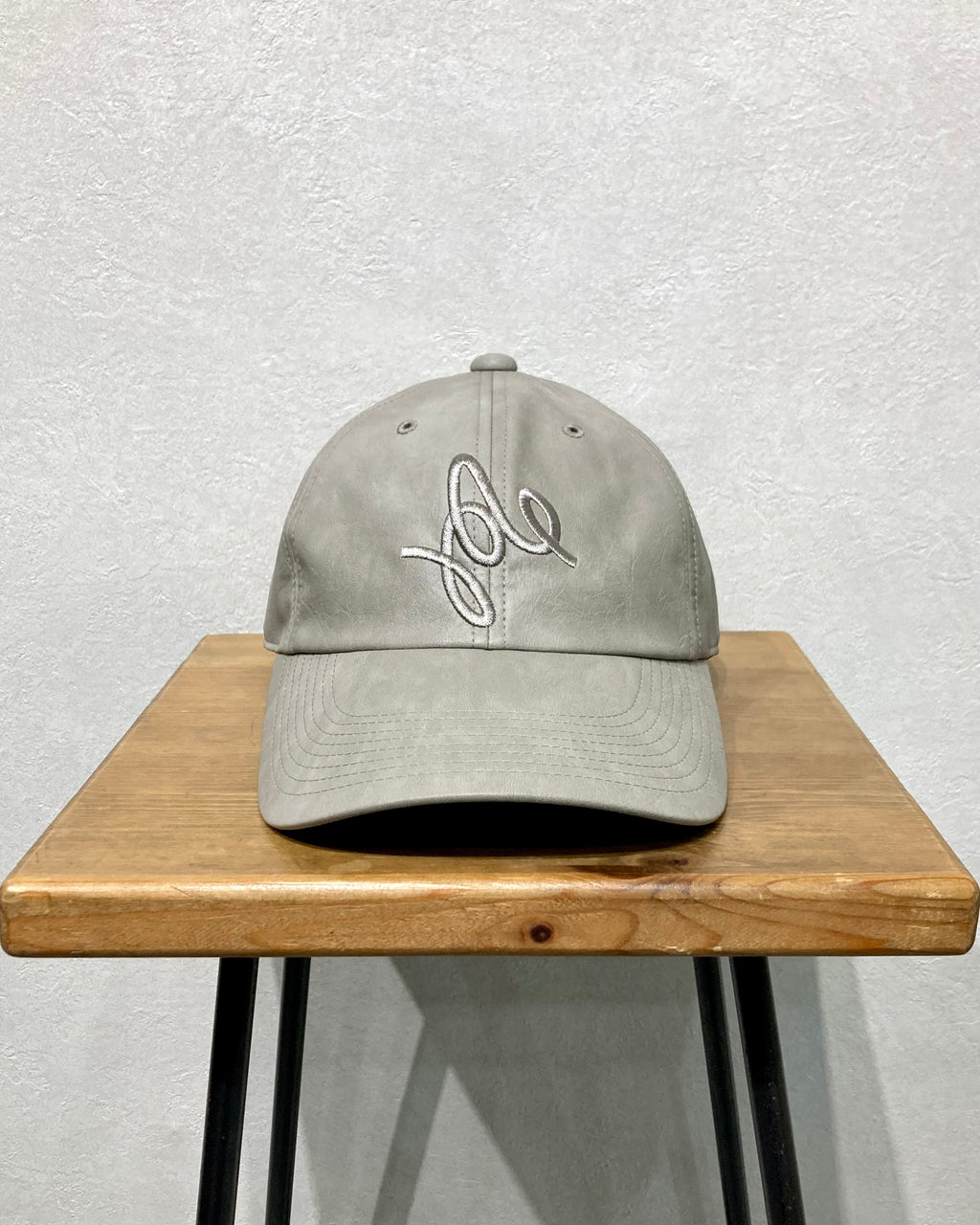 ABELIA EDOWARD GOUCHA / AEG CAP STRAIGHT - Gray