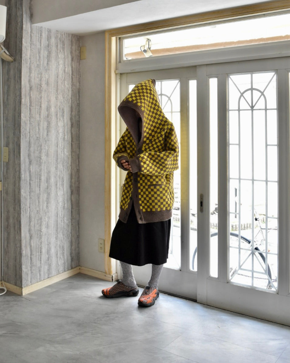 OIRA / REVERSIBLE KNIT HOODIE