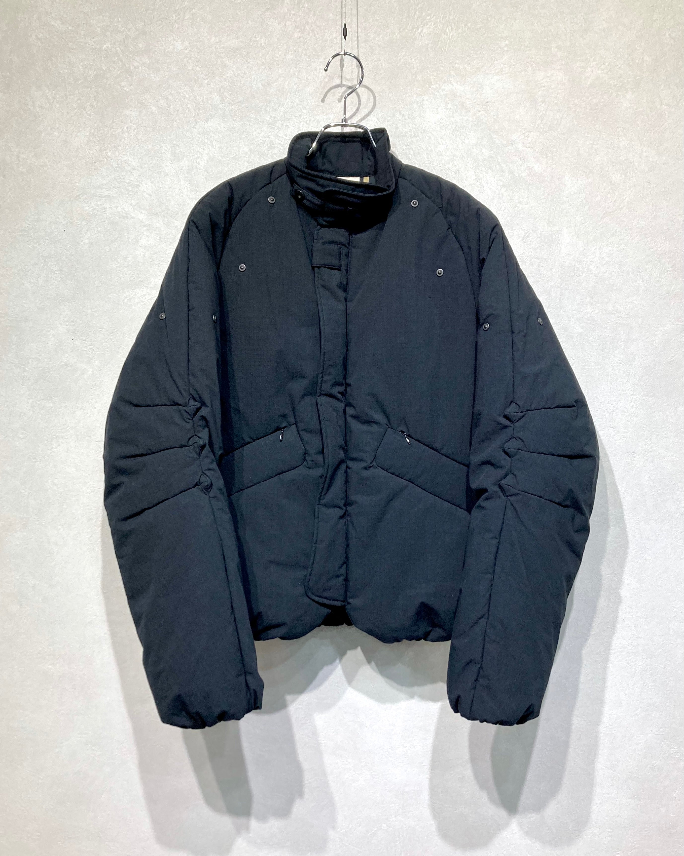 JIAN YE / 金棒 PUFFER - Black