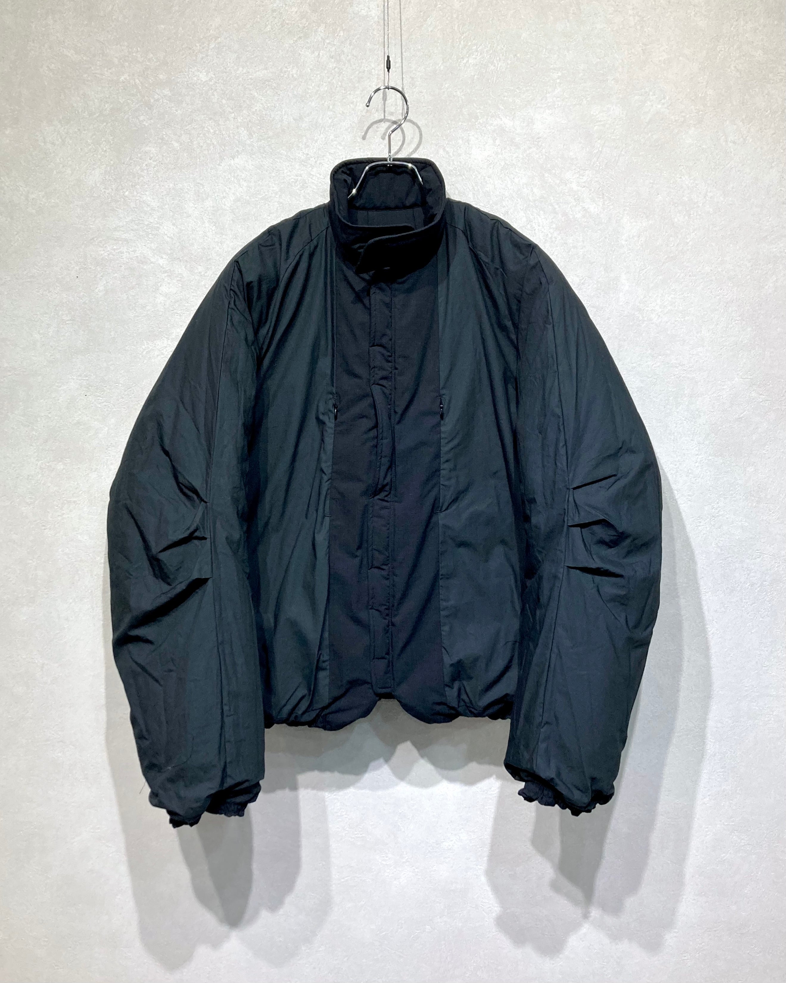 JIAN YE / 金棒 PUFFER - Black