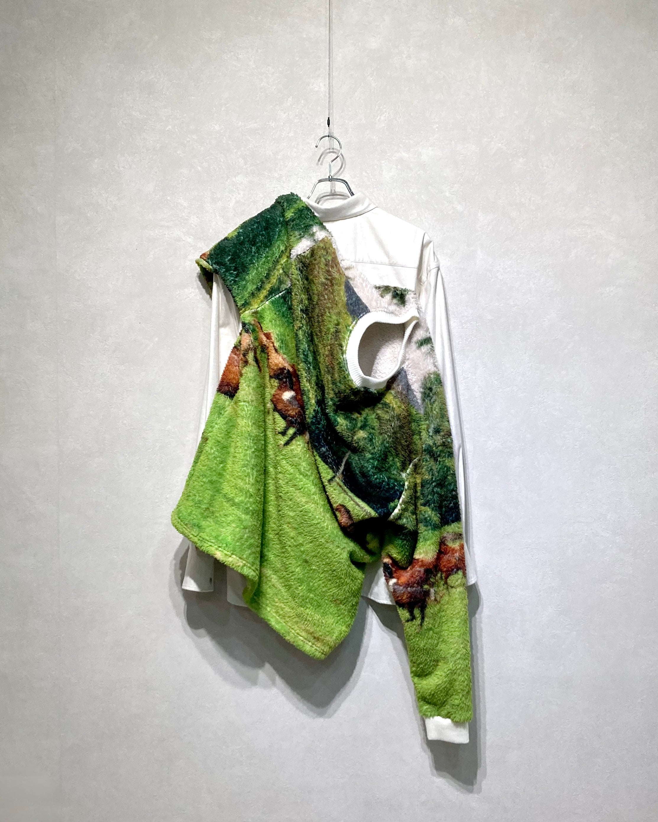 RANDY / SWEATING - White & horse