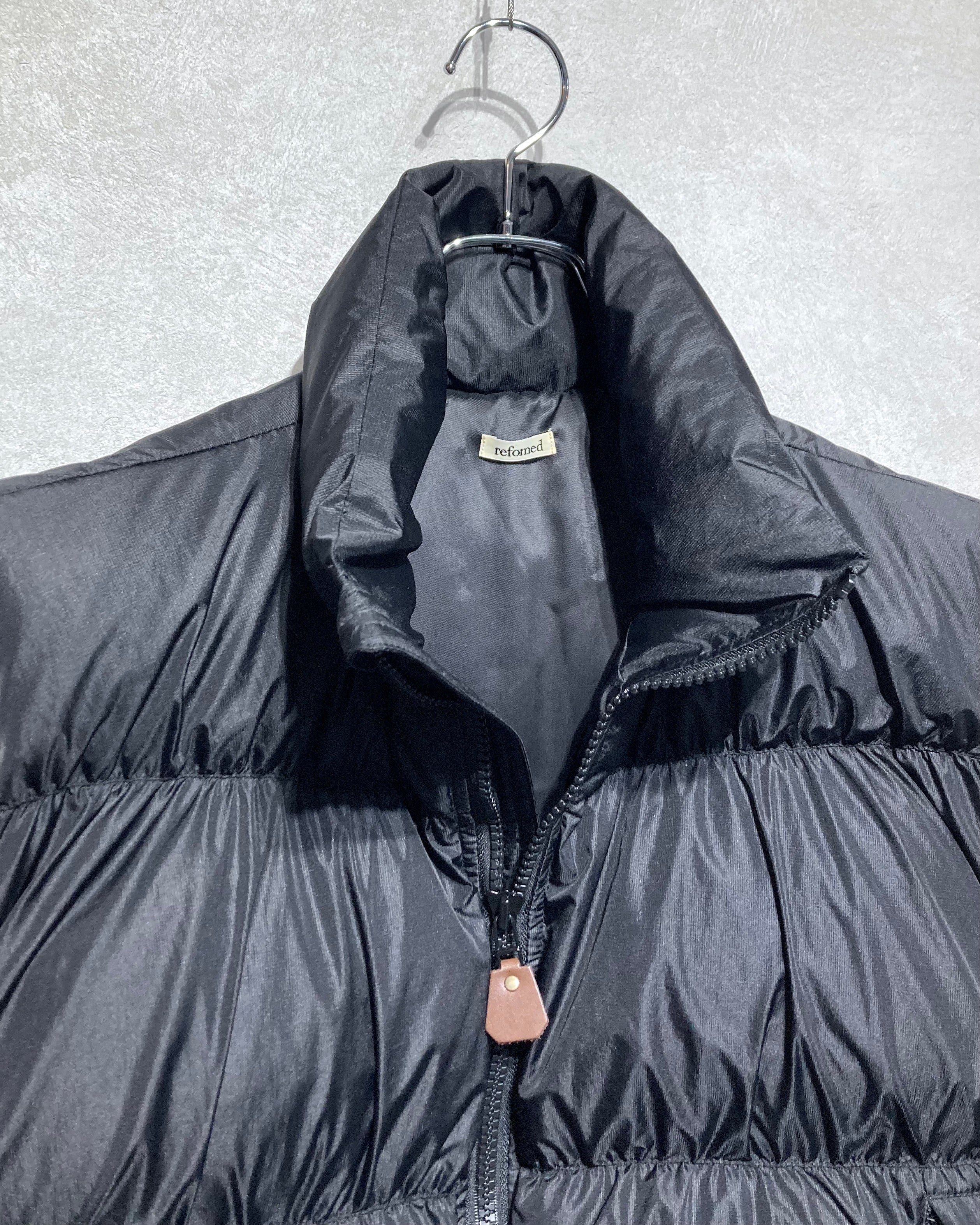 REFOMED / MANUAL DOWN VEST - Black